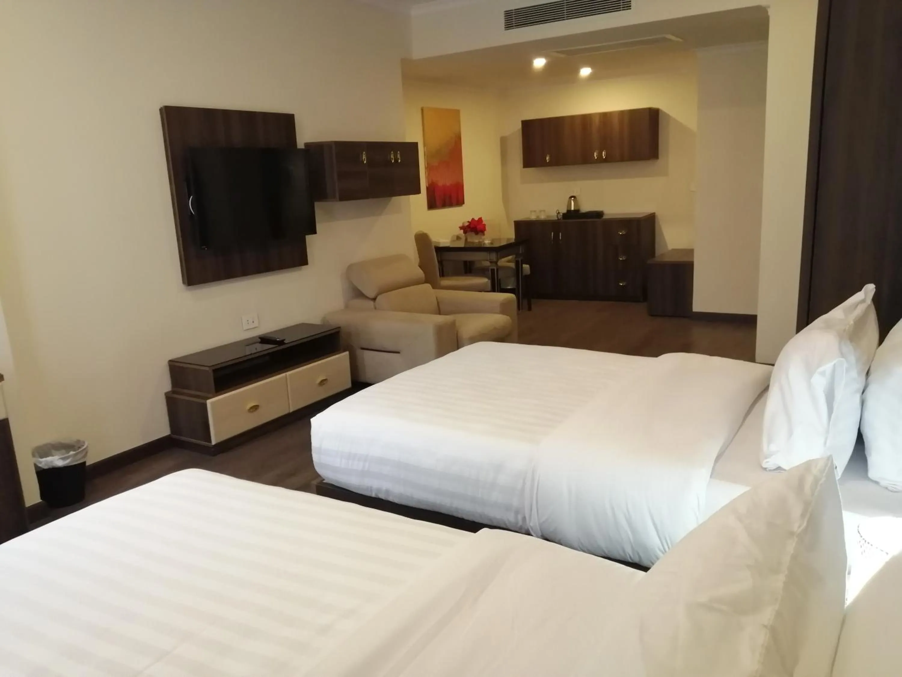 Bed in Cairo Taj Hotels & Suites - Dokki