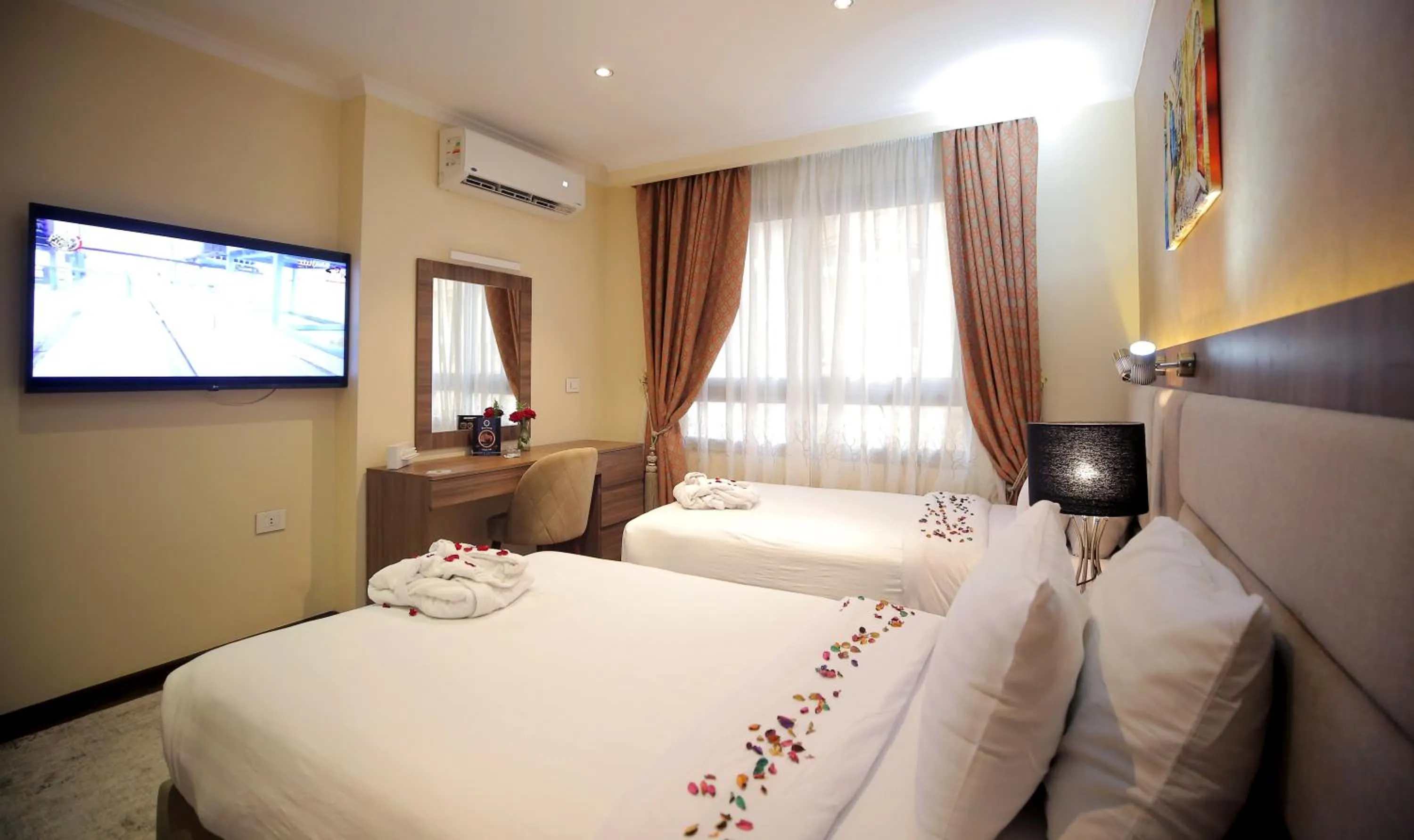 Bed in Cairo Taj Hotels & Suites - Dokki