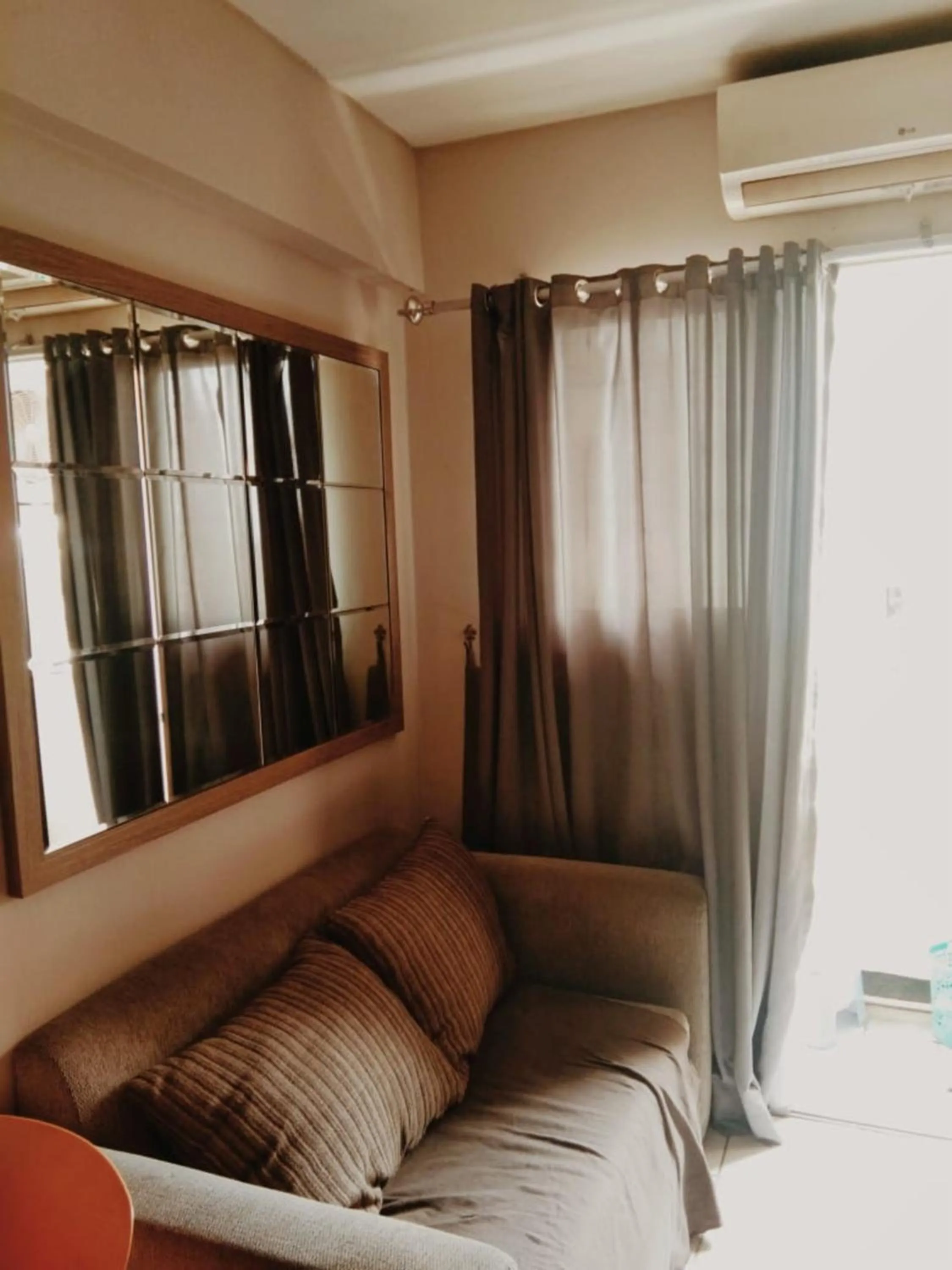 Living room in MyStayPro Sentra Timur