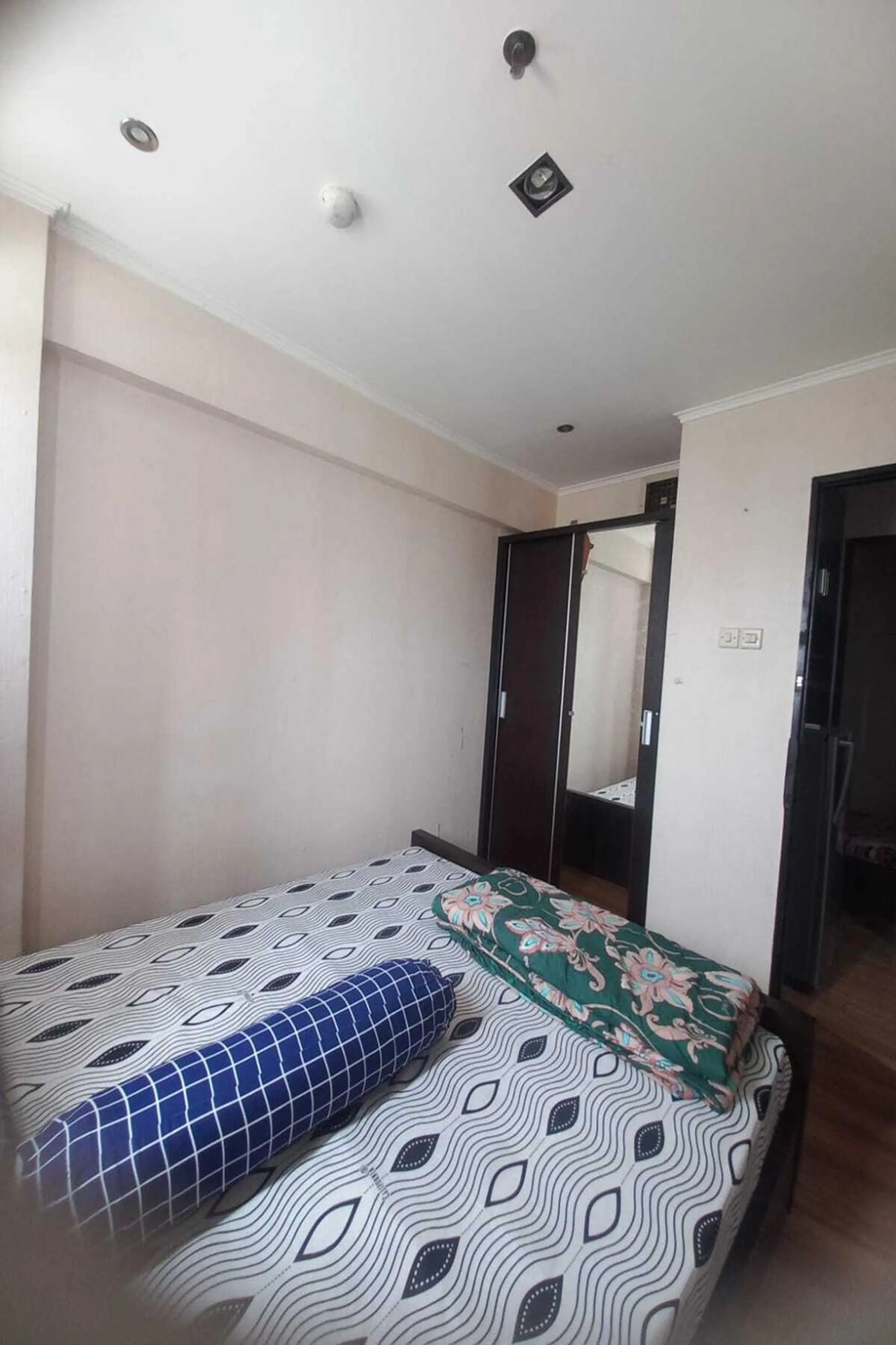 Bed in MyStayPro Sentra Timur