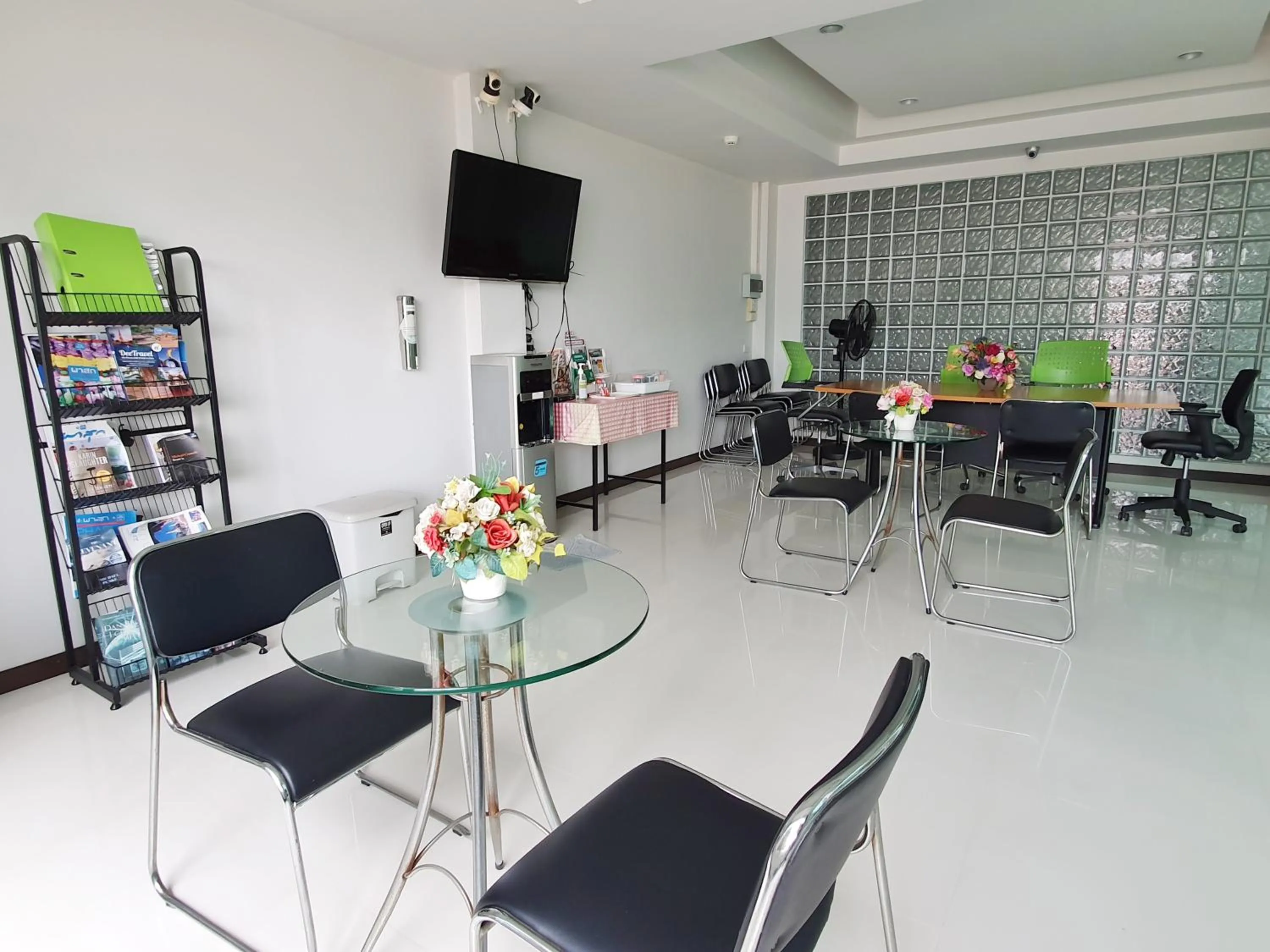 Seating area in Orchid Surin