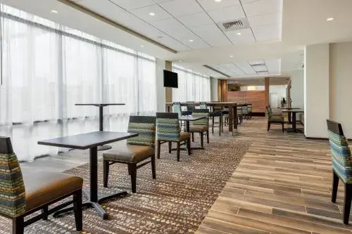 Comfort Inn & Suites Pittsburgh-Northshore Comfort Inn & Suites Pittsburgh-Northshore
