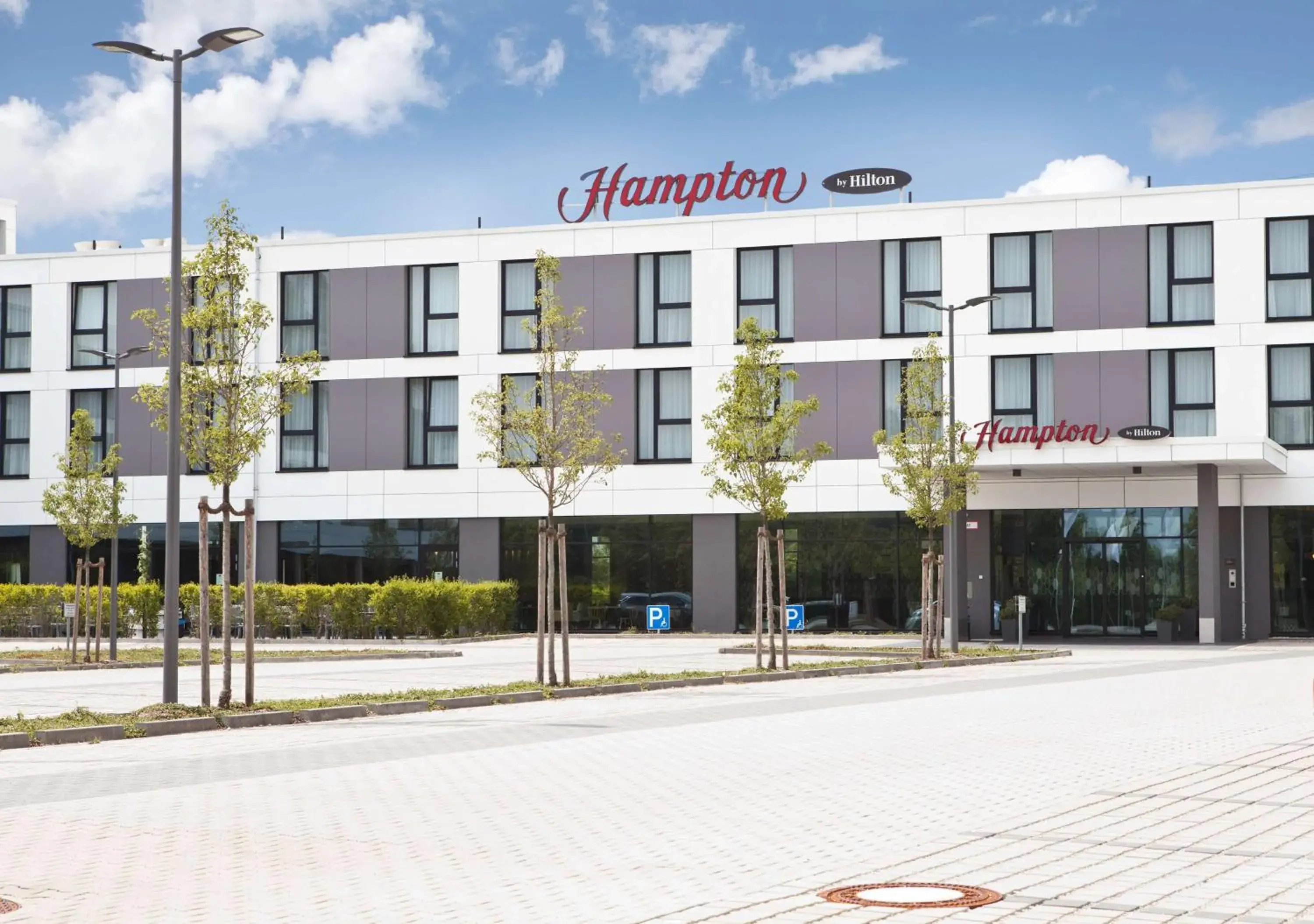 Property building in Hampton by Hilton Munich Airport South Property building in Hampton by Hilton Munich Airport South