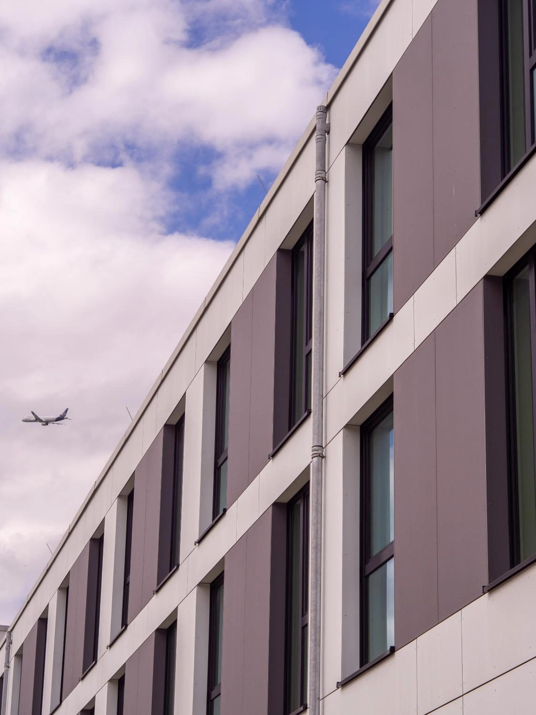 Property building in Hampton by Hilton Munich Airport South