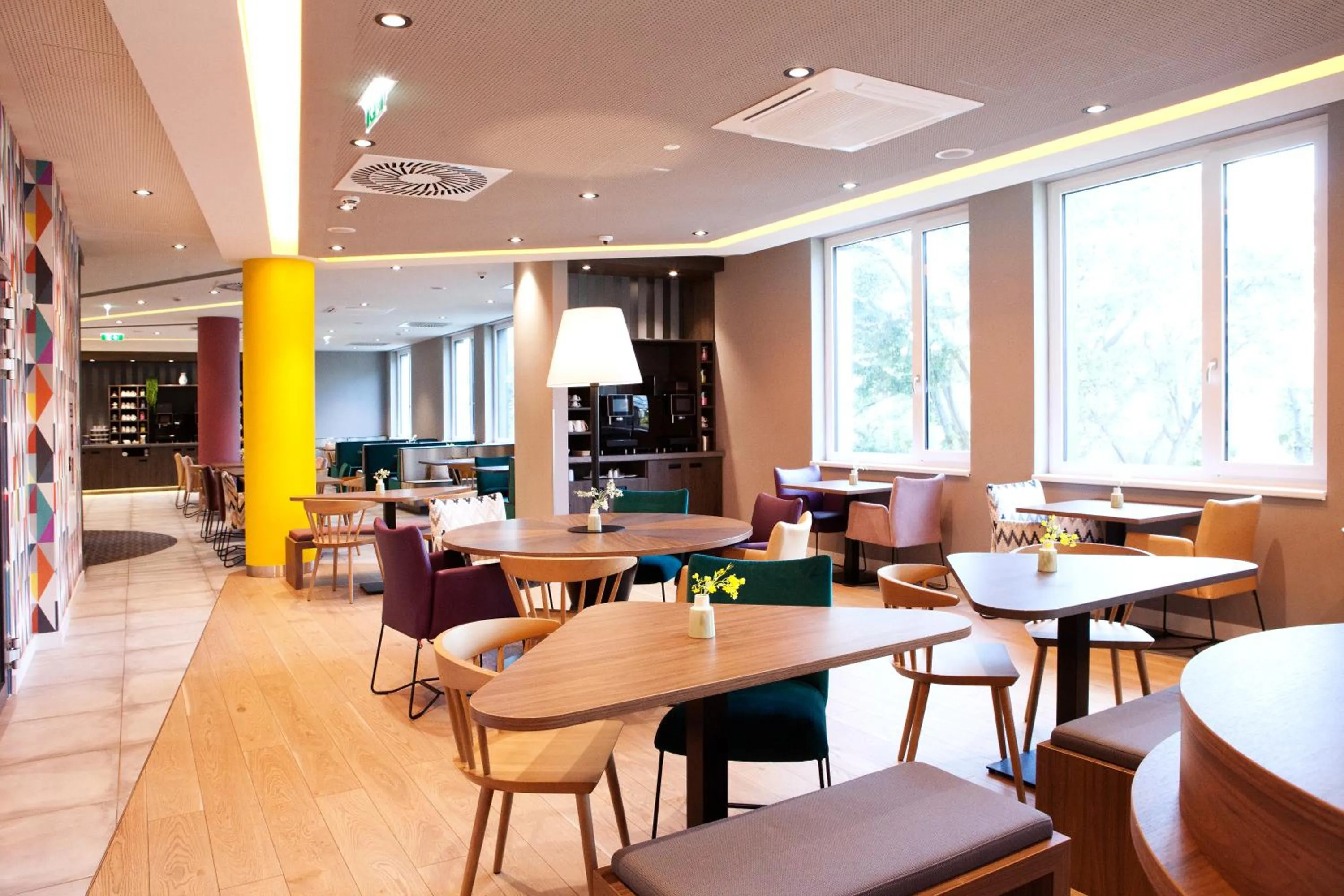 Restaurant/places to eat in Hampton by Hilton Munich Airport South
