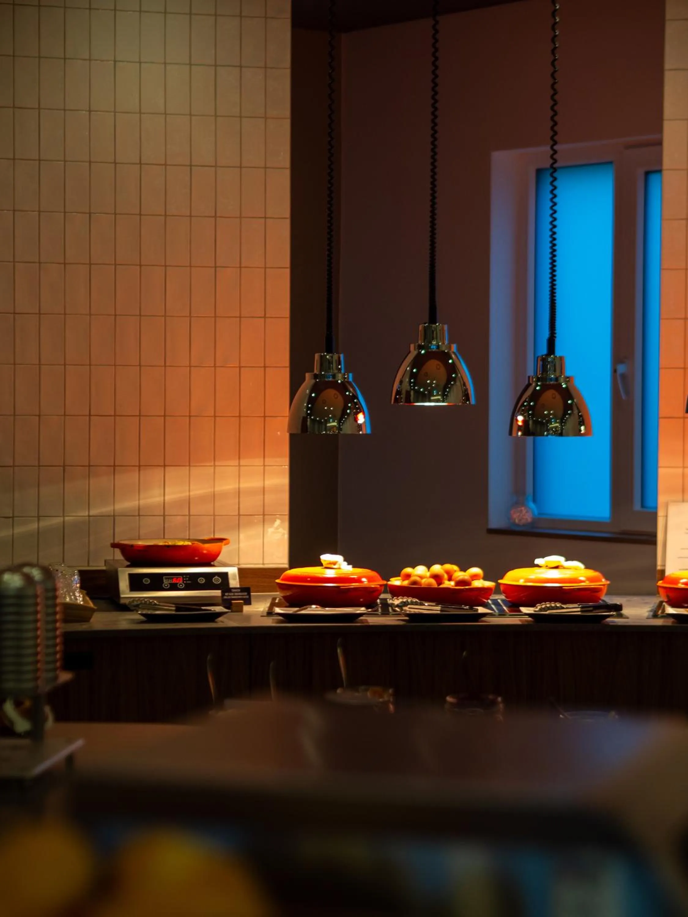 Kitchen or kitchenette in Hampton by Hilton Munich Airport South