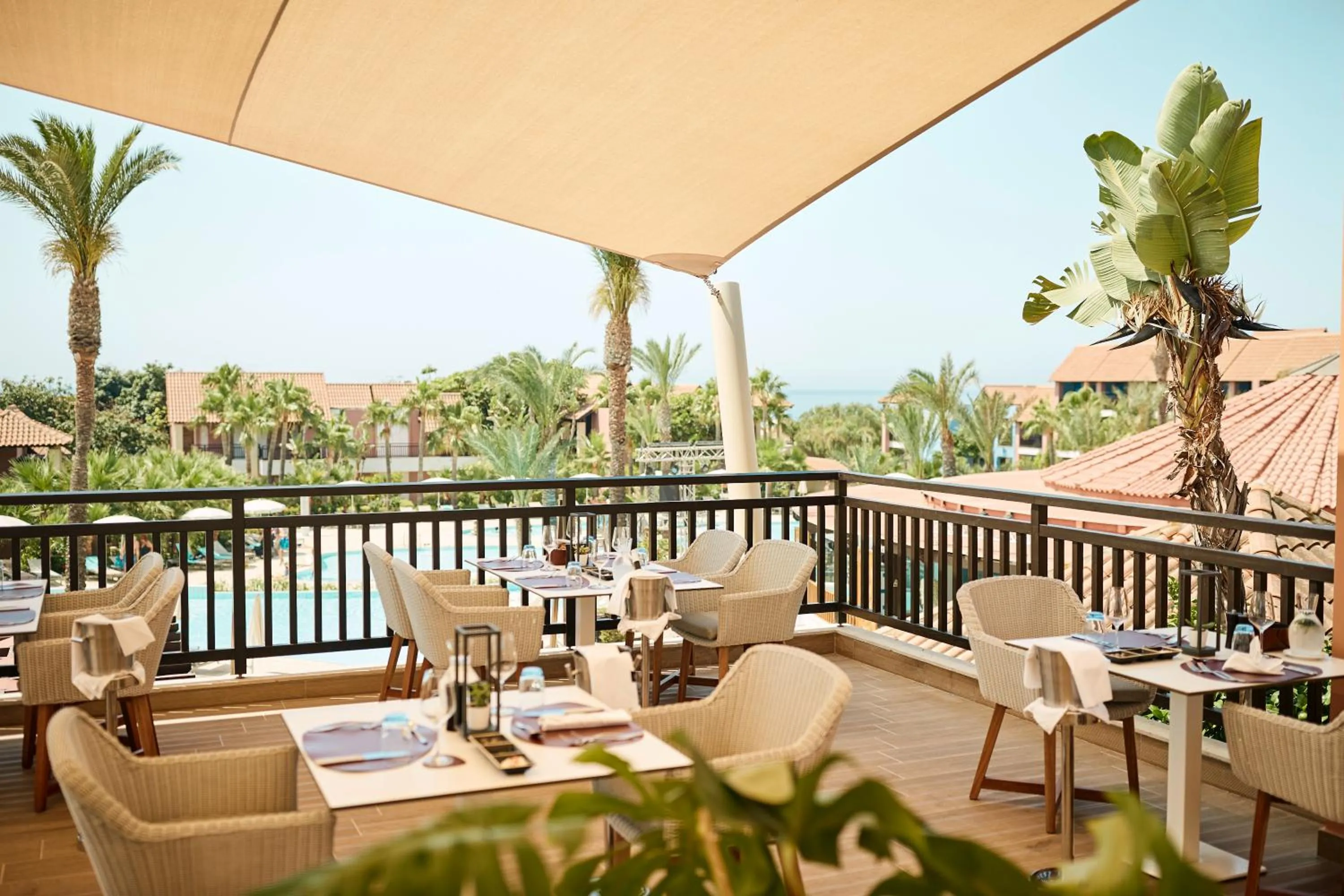 Restaurant/places to eat in ROBINSON Cyprus