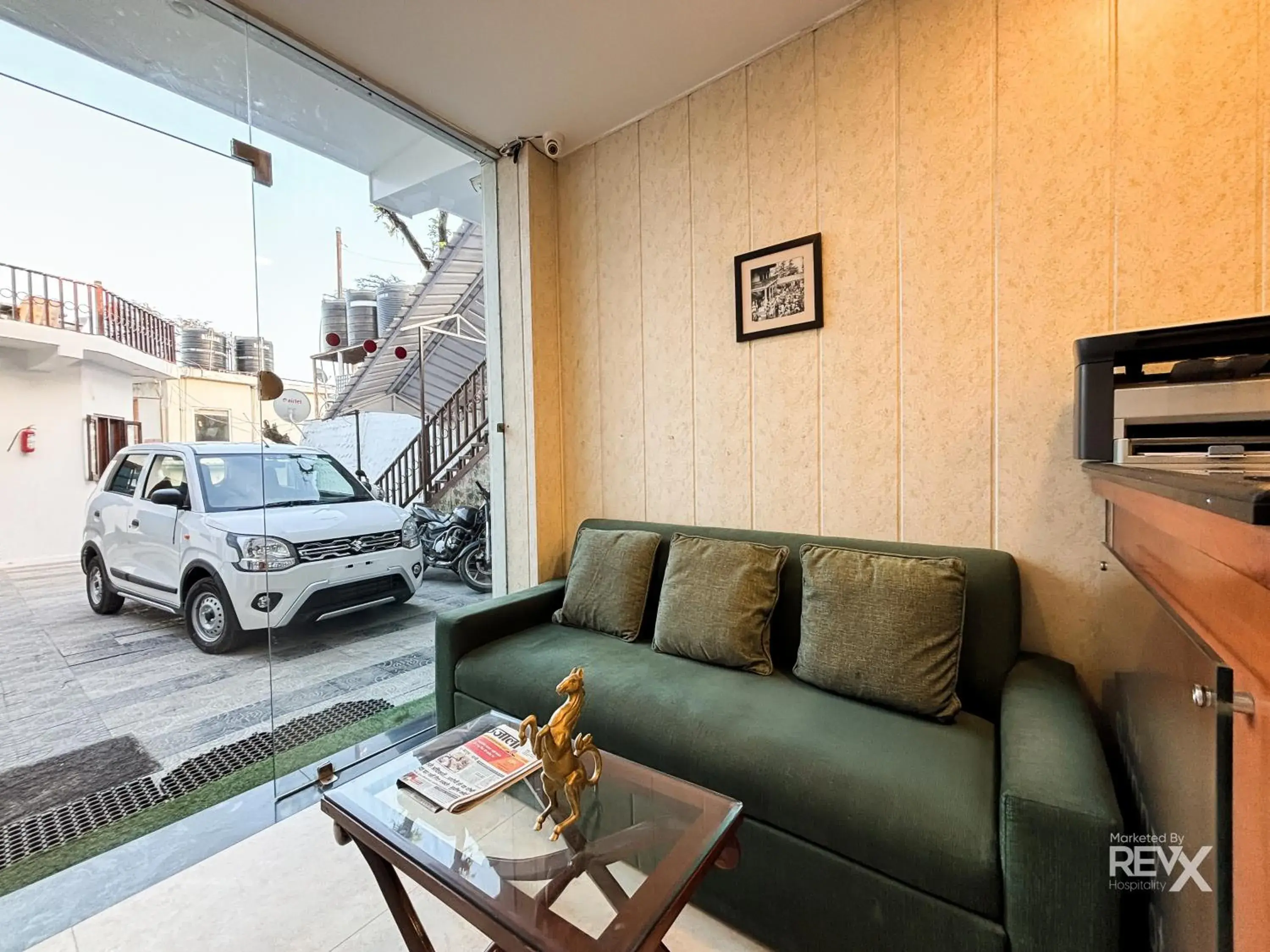 Facade/entrance in Hotel Sunny Cot - Free Mall Shuttle and Parking Facade/entrance in Hotel Sunny Cot - Free Mall Shuttle and Parking