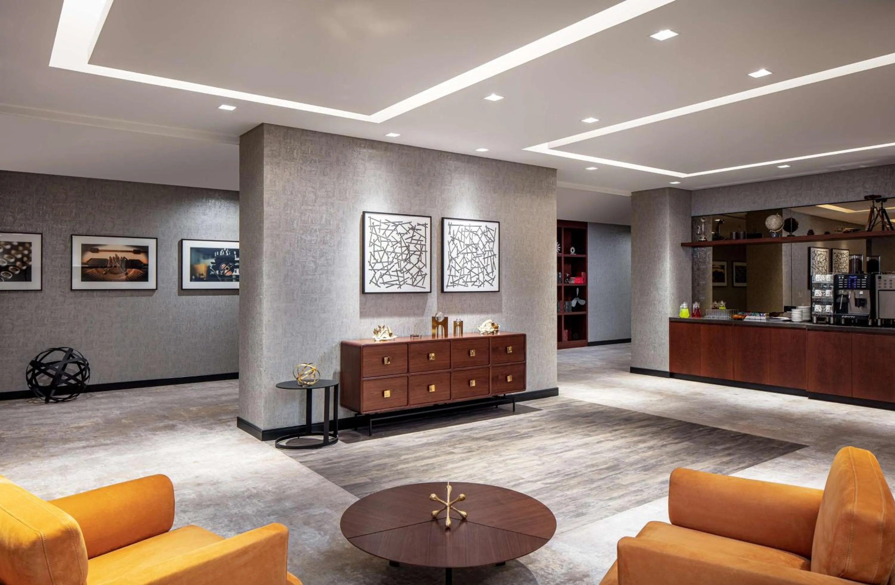 Dining area in DoubleTree by Hilton Dubai M Square Hotel & Residences