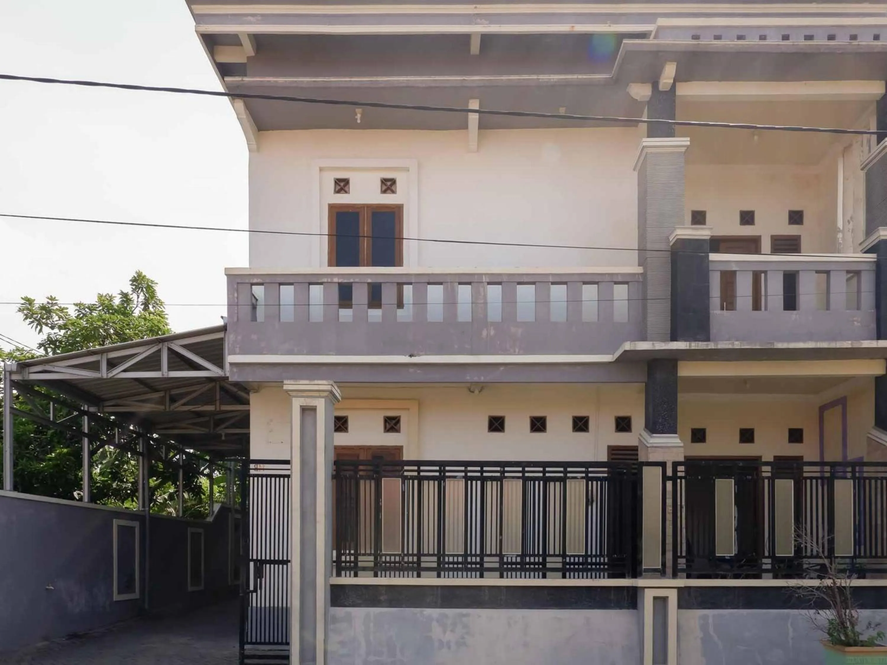 Property building in RedDoorz near RSUD Nganjuk