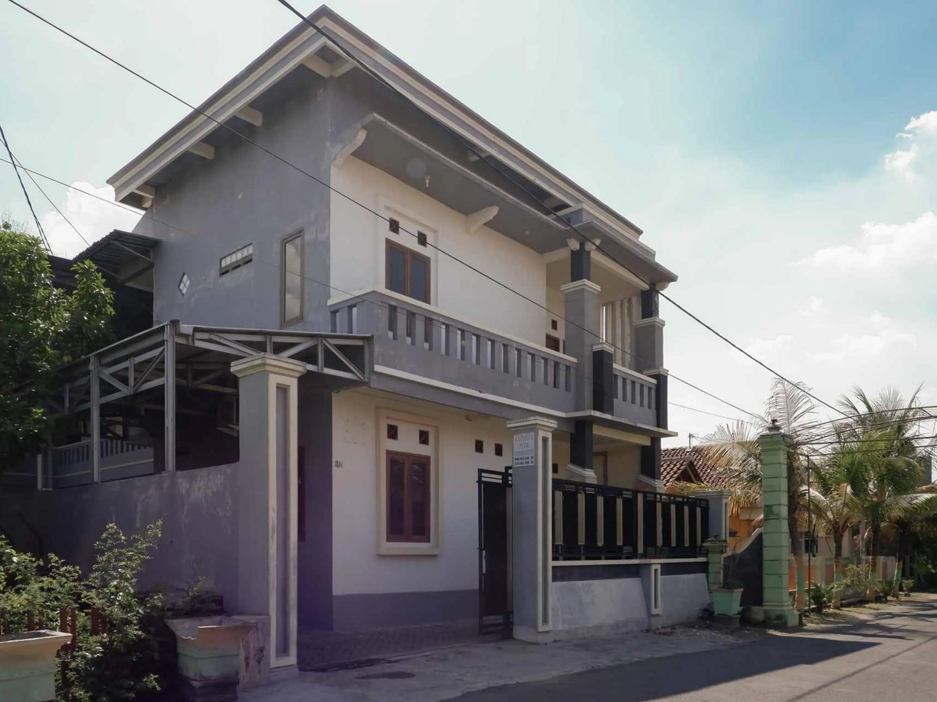 Property building in RedDoorz near RSUD Nganjuk