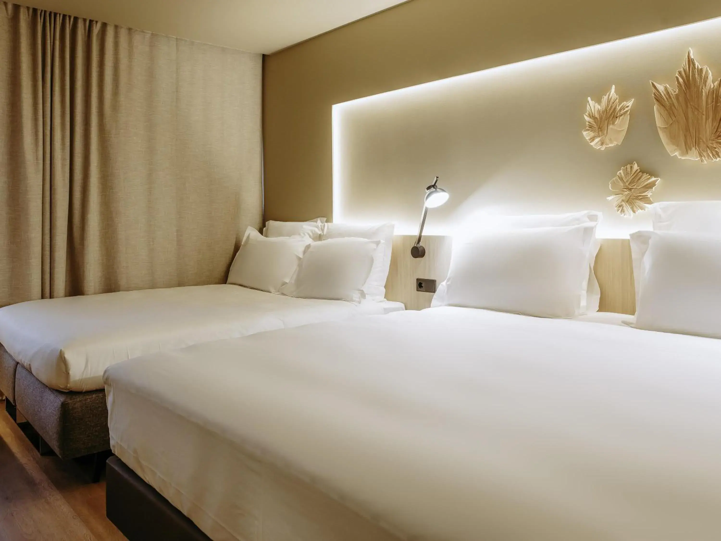 Bedroom, Bed in Mercure Fátima Bedroom, Bed in Mercure Fátima