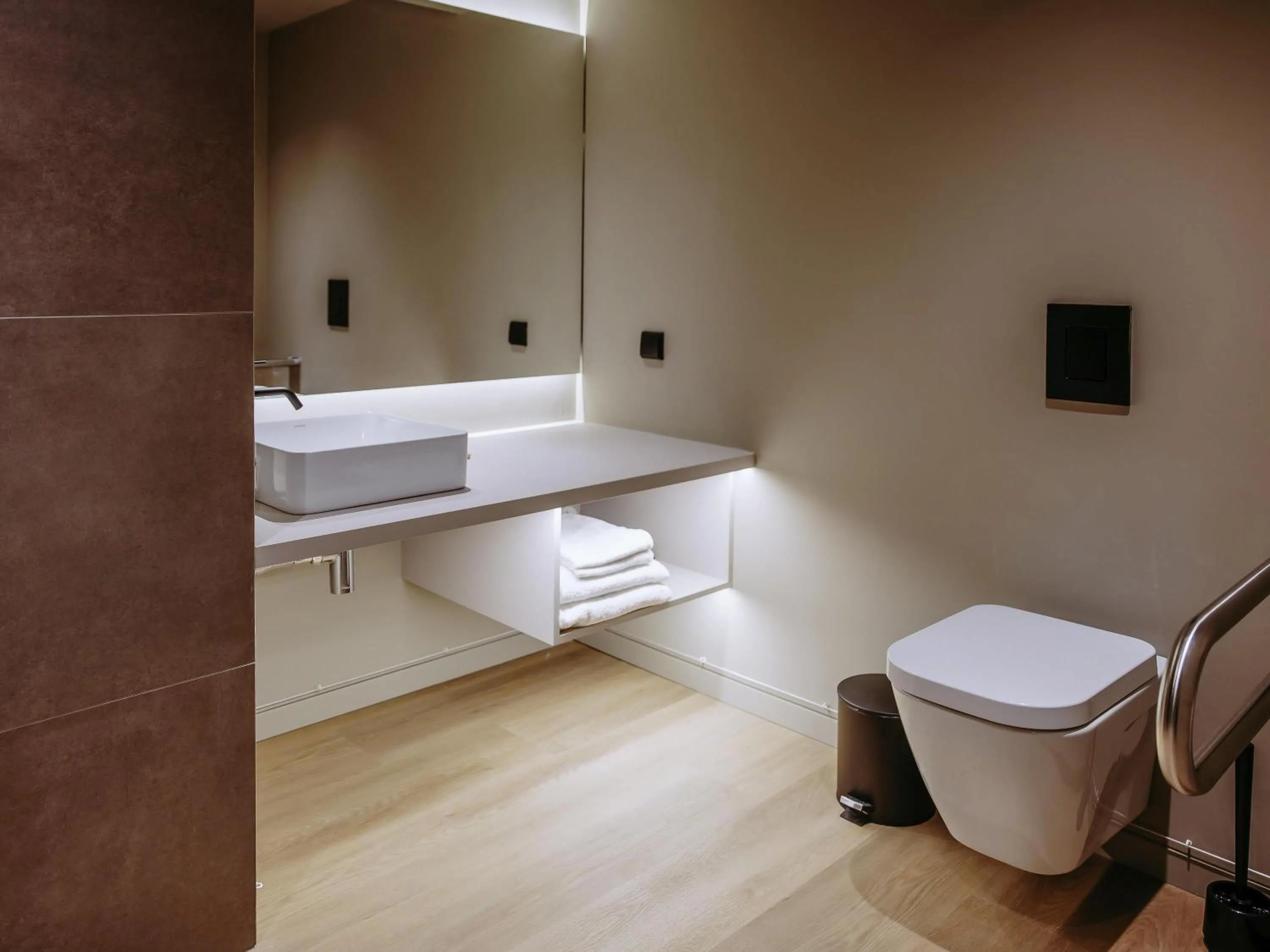 Bedroom in Mercure Fátima