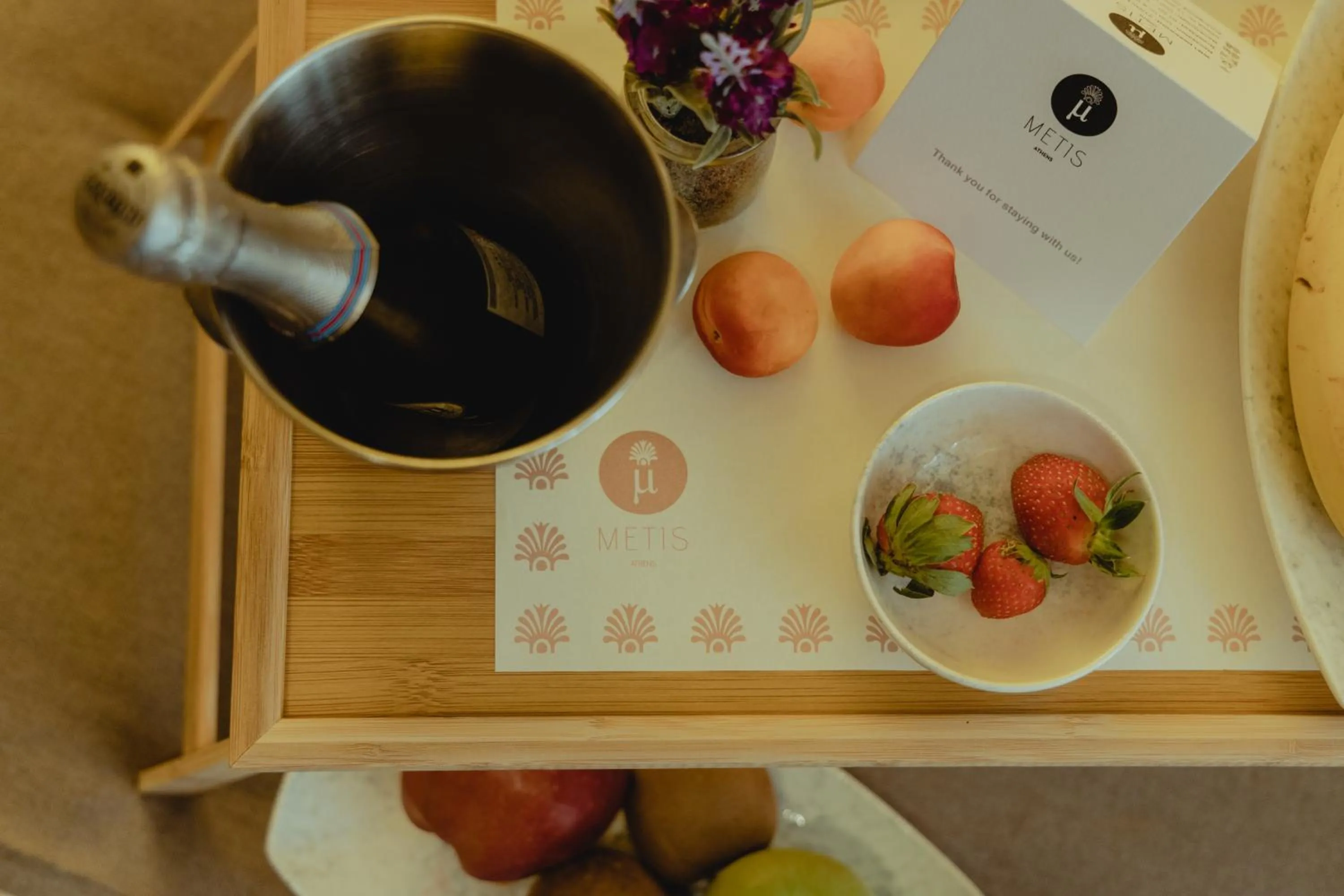 Coffee/tea facilities in Metis Urbane Living Spaces