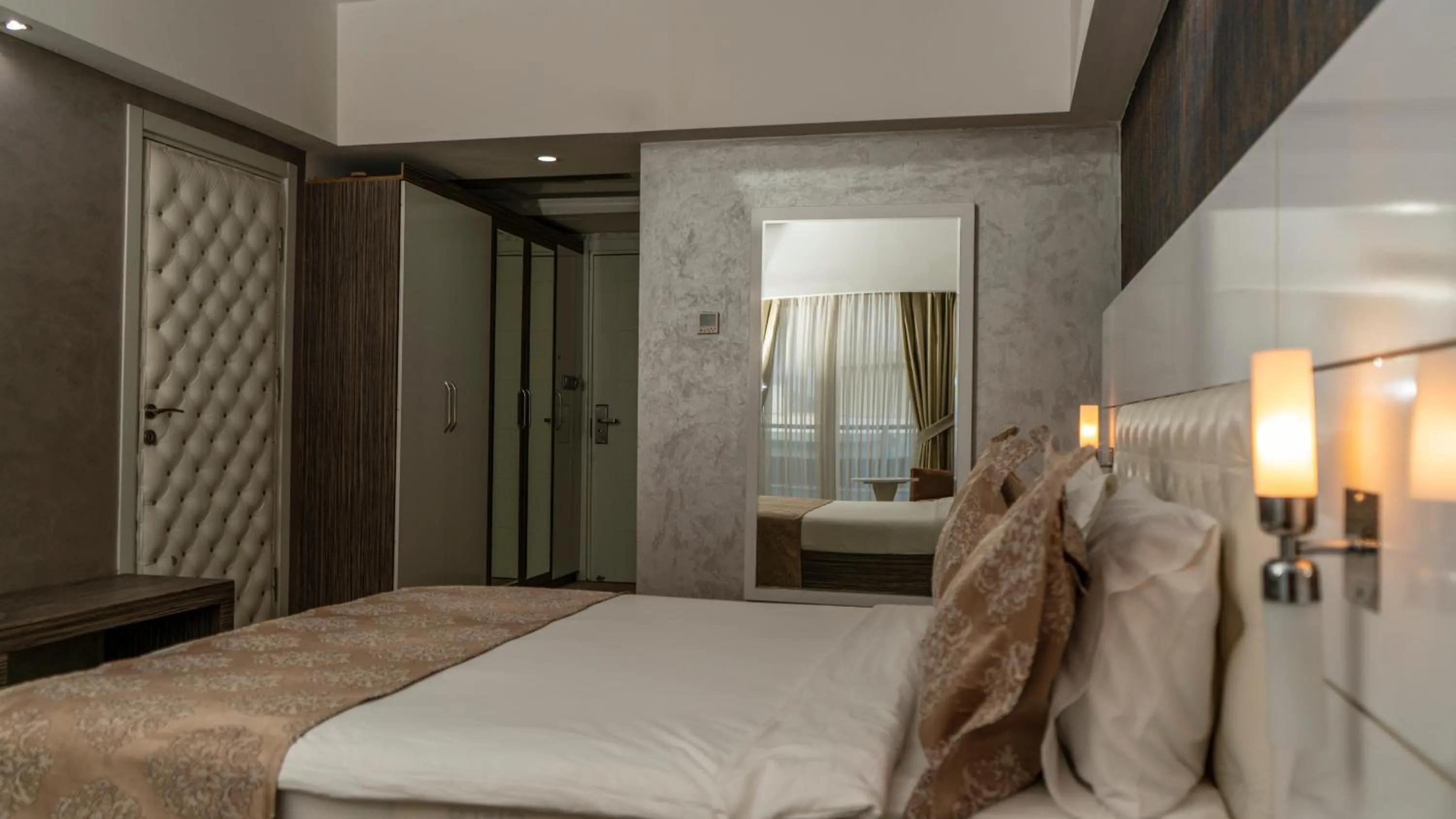 Bed in MOX Hotel Wellness & Spa