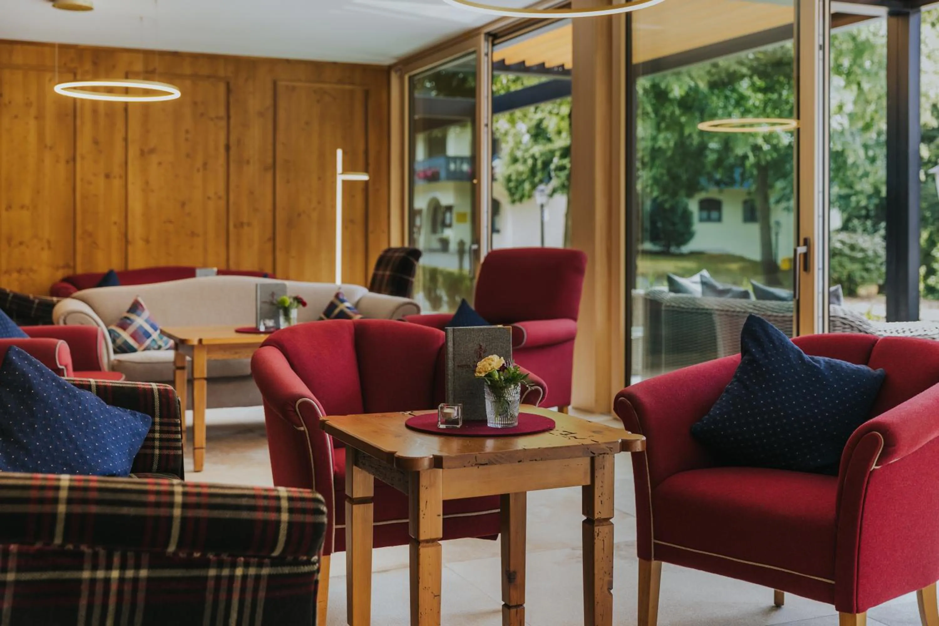 Lobby or reception in Hotel Drei Quellen Therme