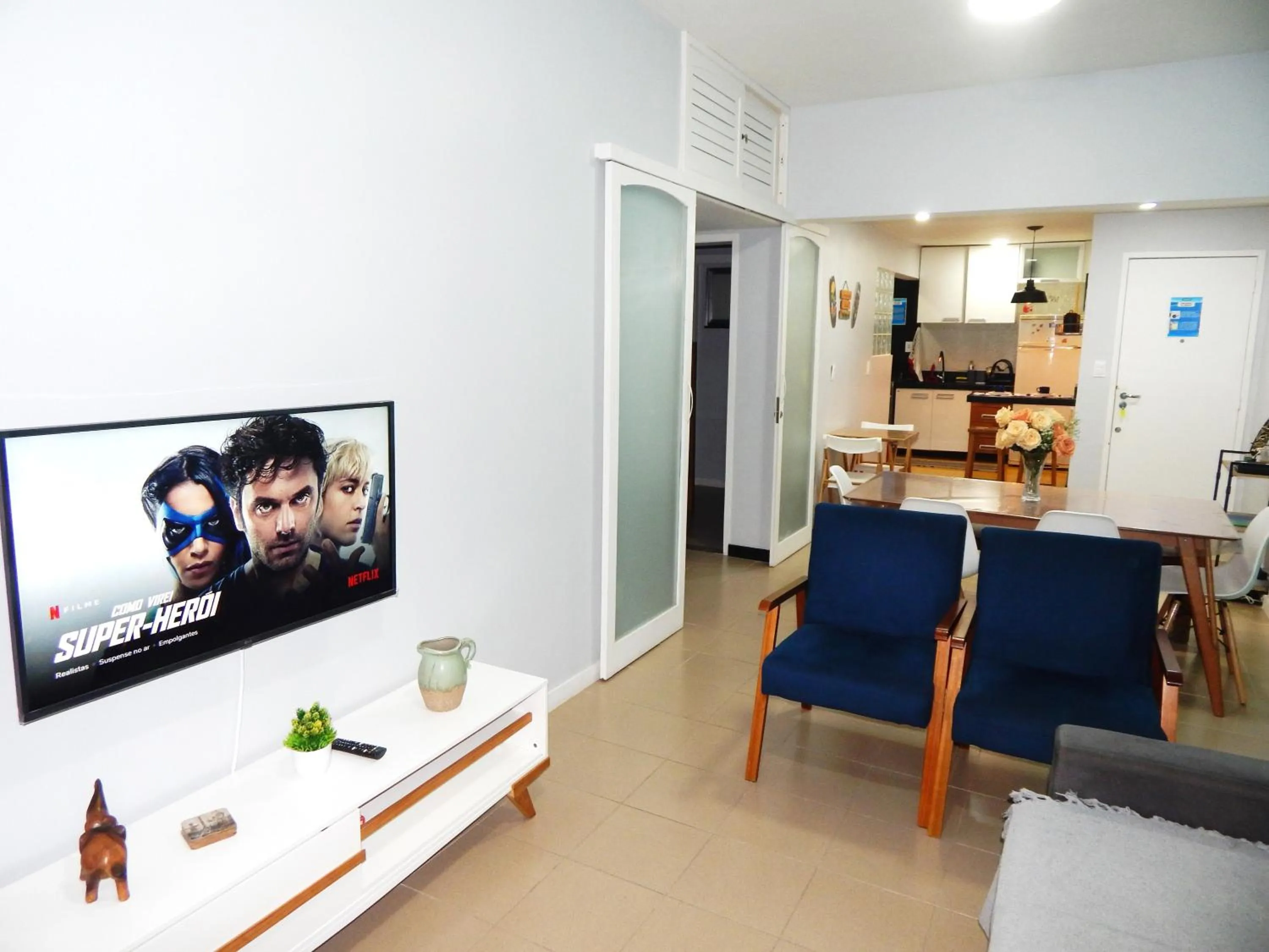 TV and multimedia in Varandas da Praia do Forte - Apartamento frente ao Mar