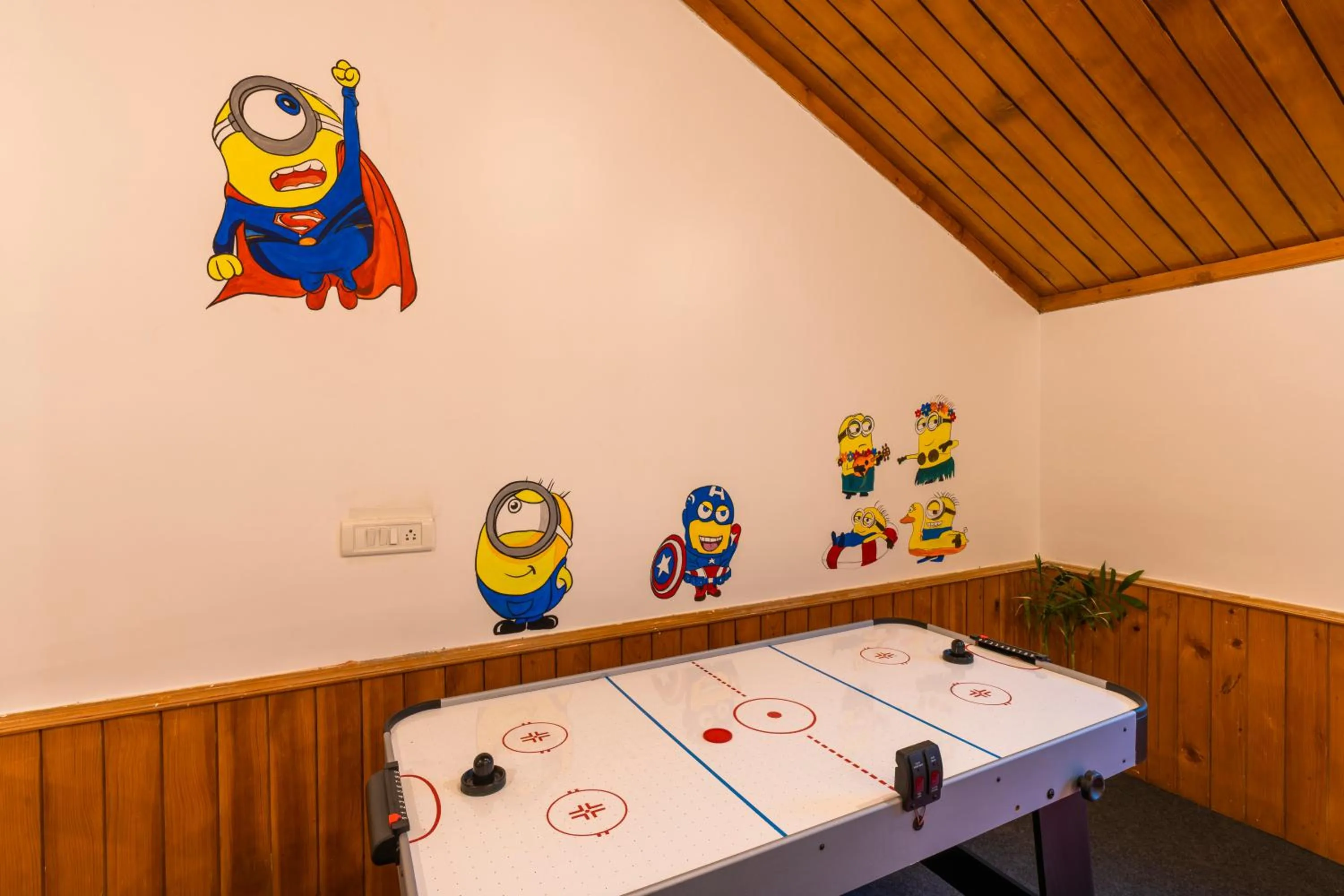 Game Room in Zen Manali by Keekoo Stays