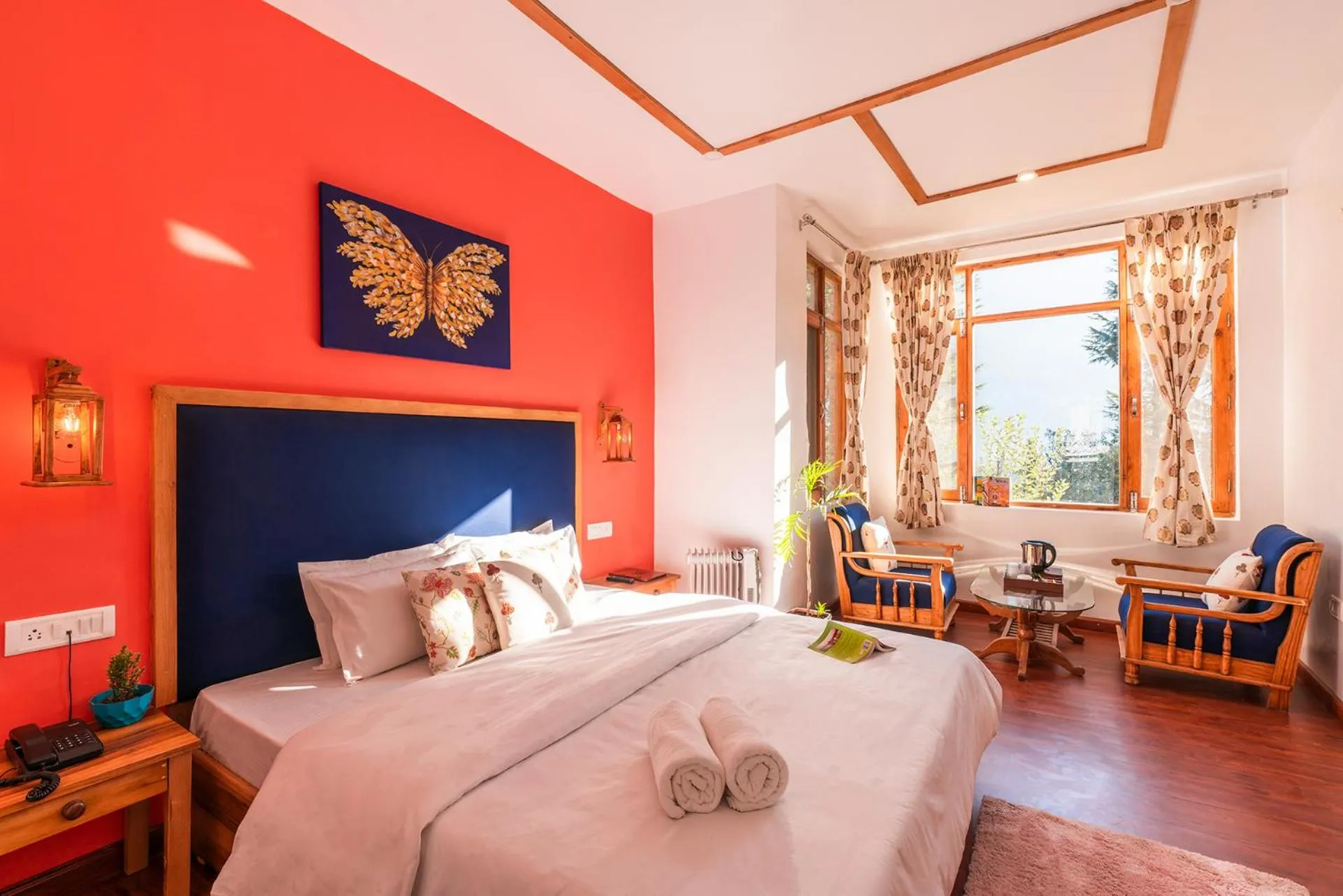 Photo of the whole room, Bed in Zen Manali by Keekoo Stays