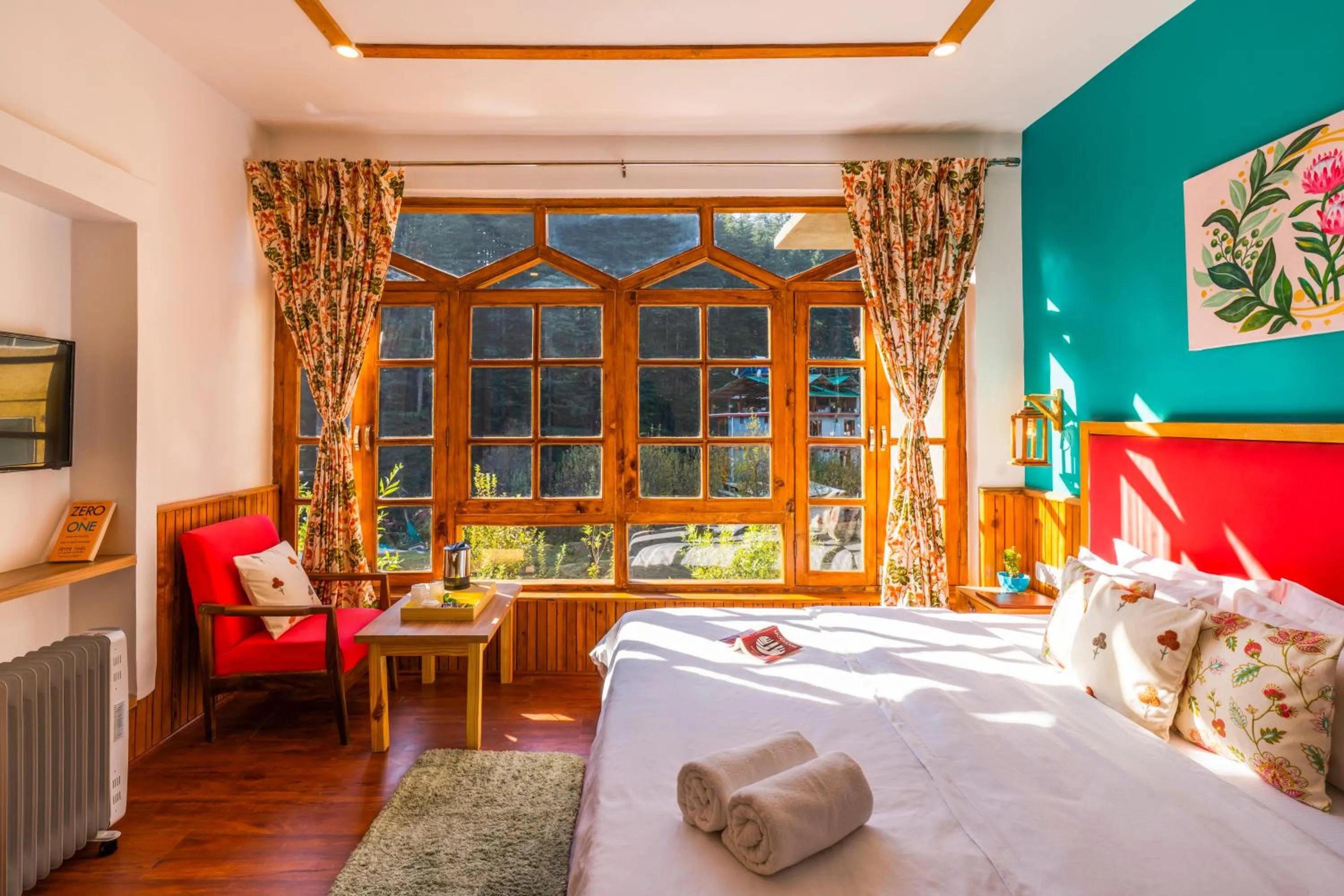 Photo of the whole room, Bed in Zen Manali by Keekoo Stays