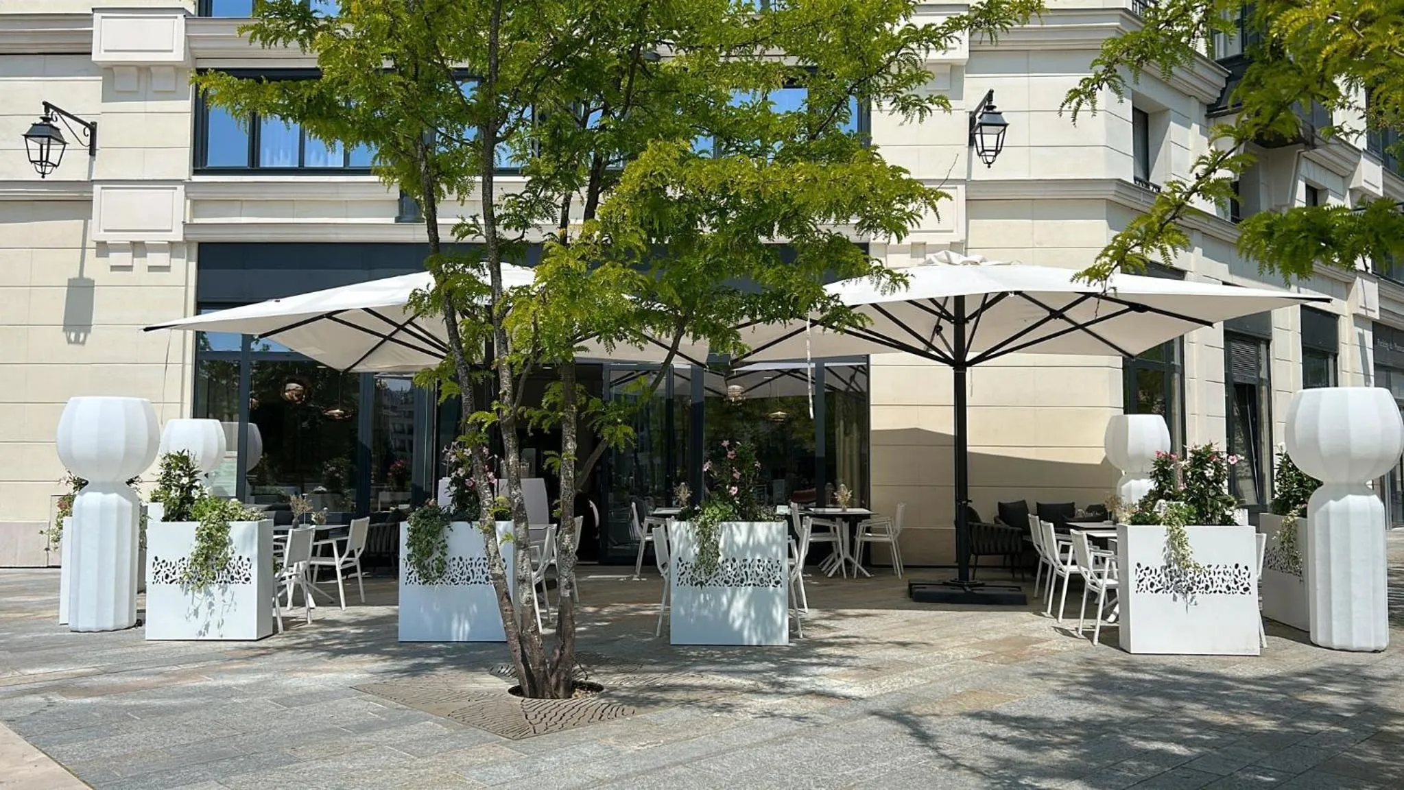 Patio in Residhome Paris Clamart