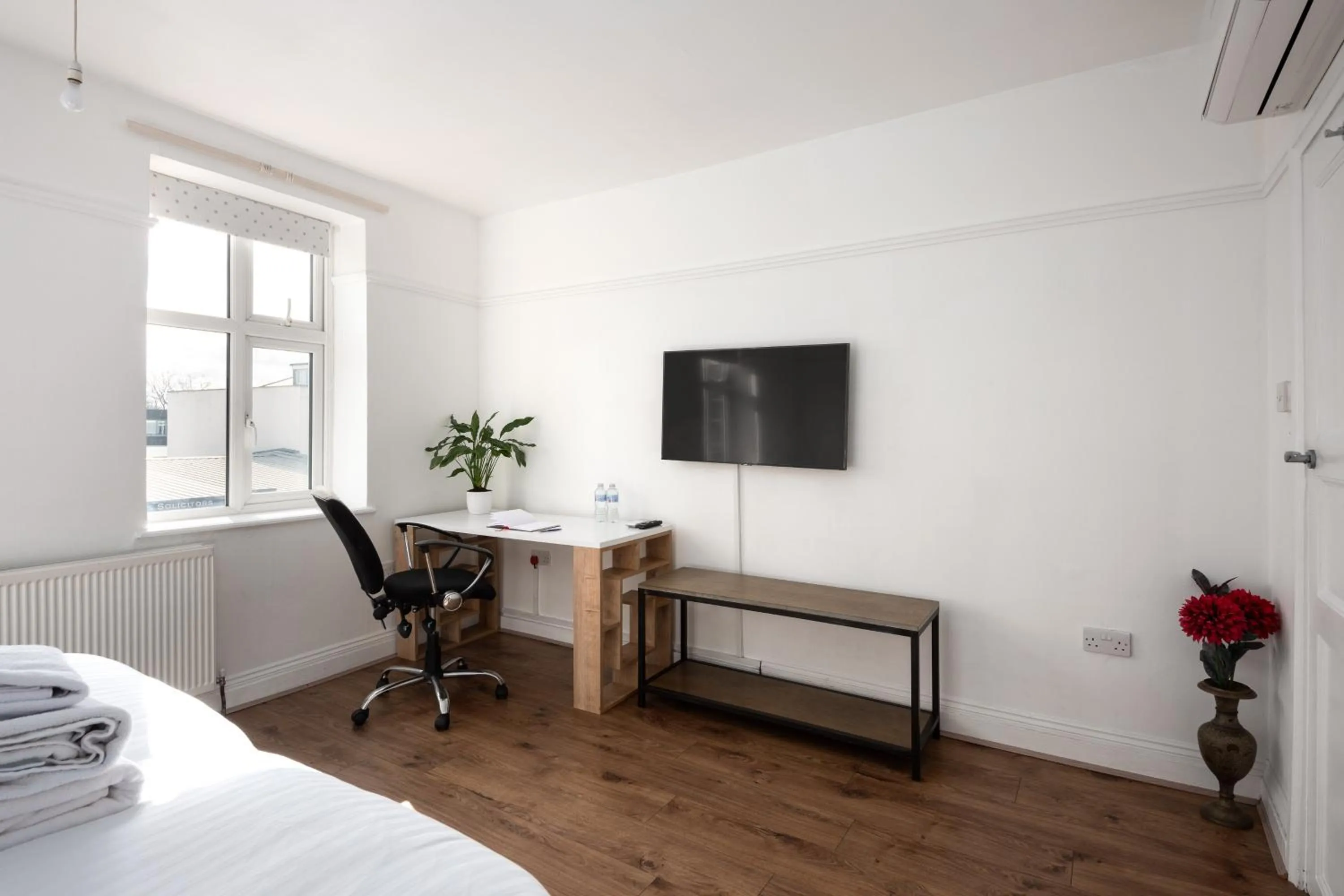 Bedroom, Bed in Argyle Apart Hotel