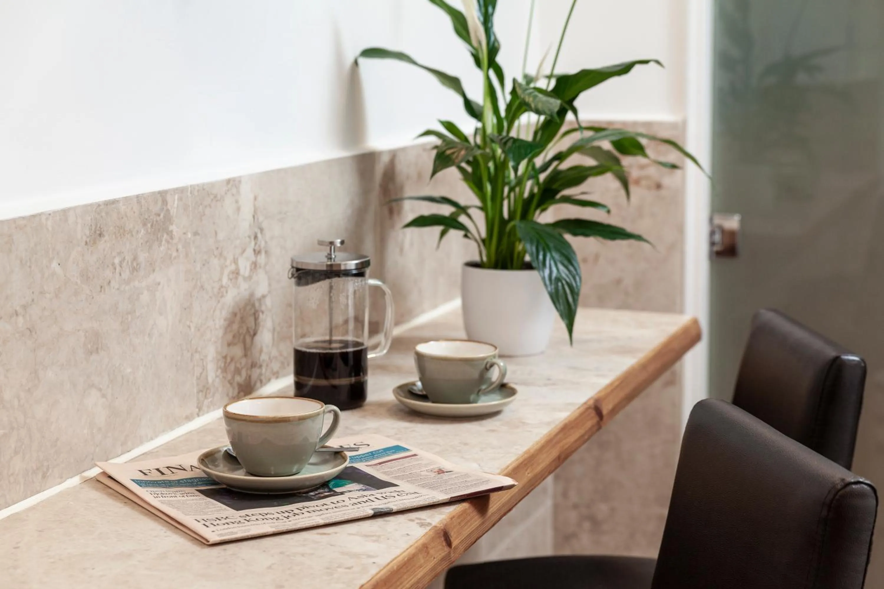 Coffee/tea facilities in Argyle Apart Hotel