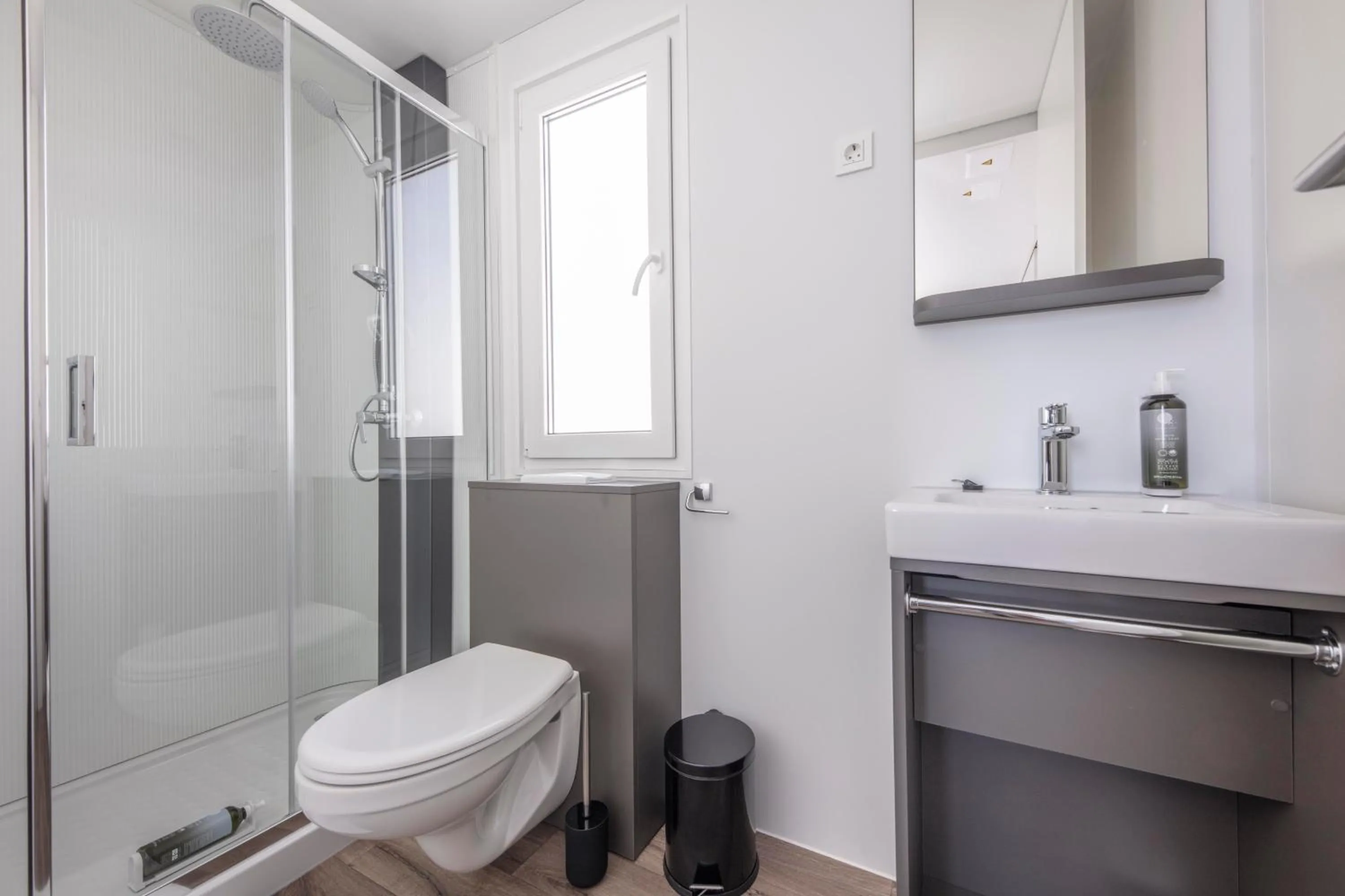 Bathroom in Terra Park Phalaris