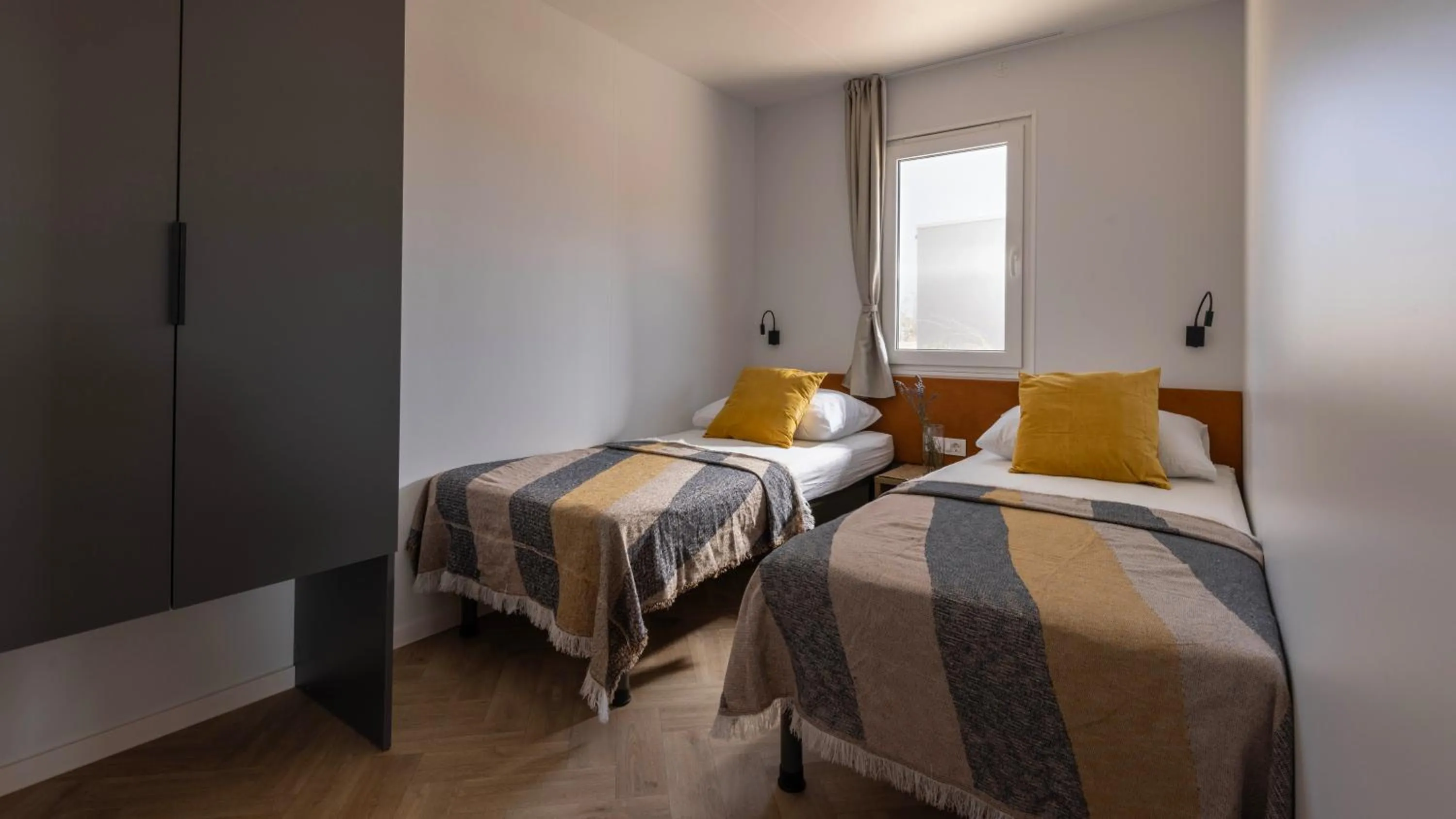 Bedroom, Bed in Terra Park Phalaris