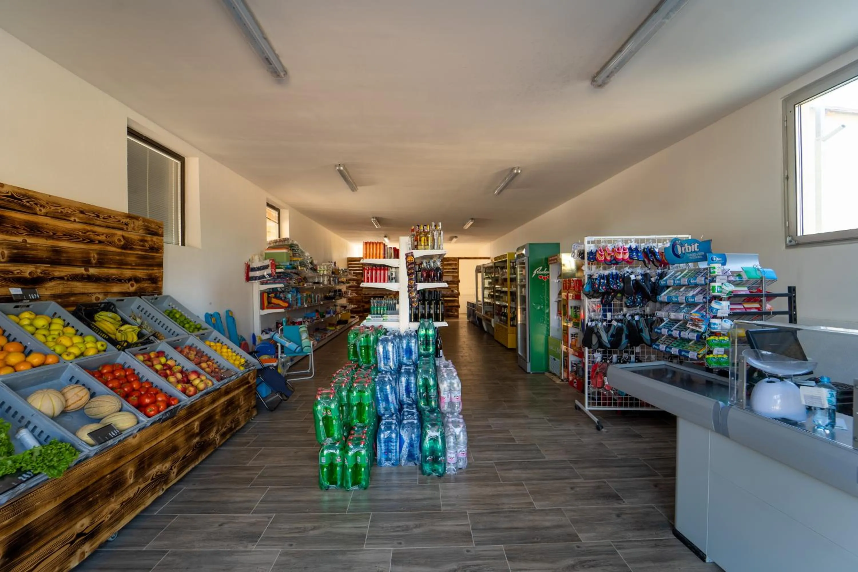 Supermarket/grocery shop in Terra Park Phalaris
