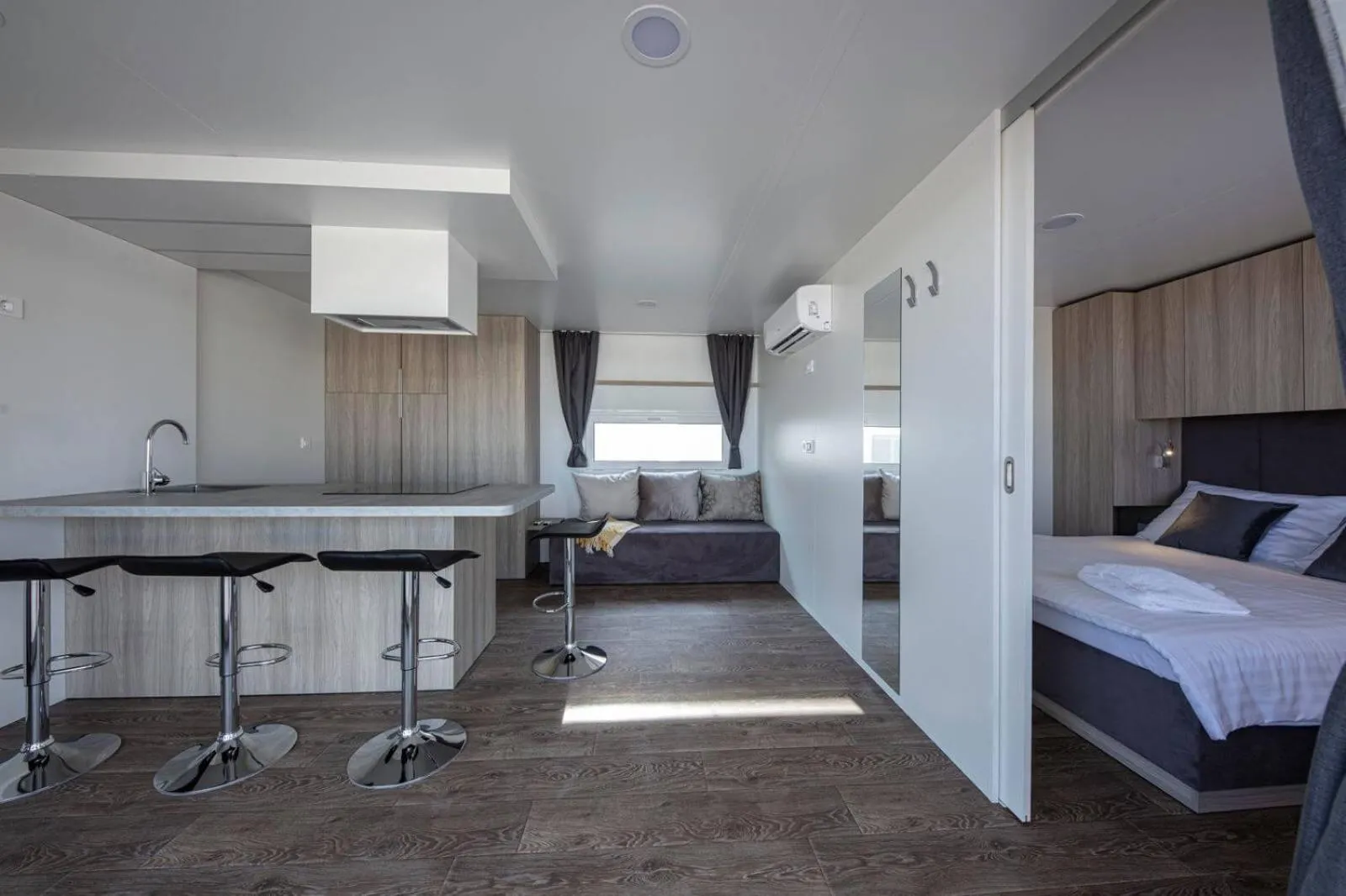 Kitchen or kitchenette, Bed in Terra Park Phalaris