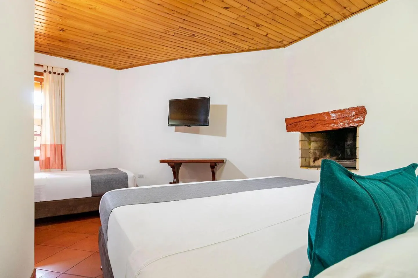Bed in Ayenda Hotel Casona Santa Rosa