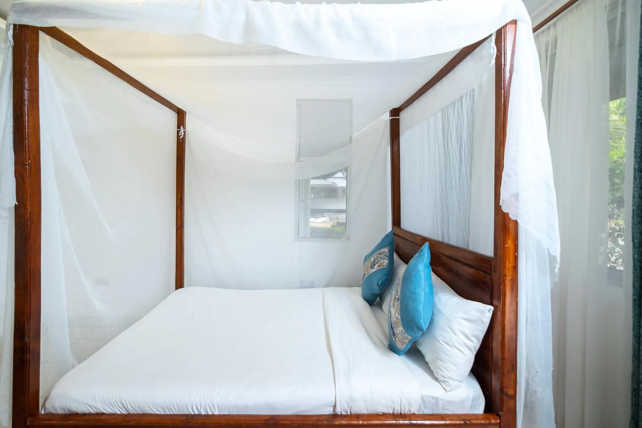 Bed in Harry's Kisumu Oasis