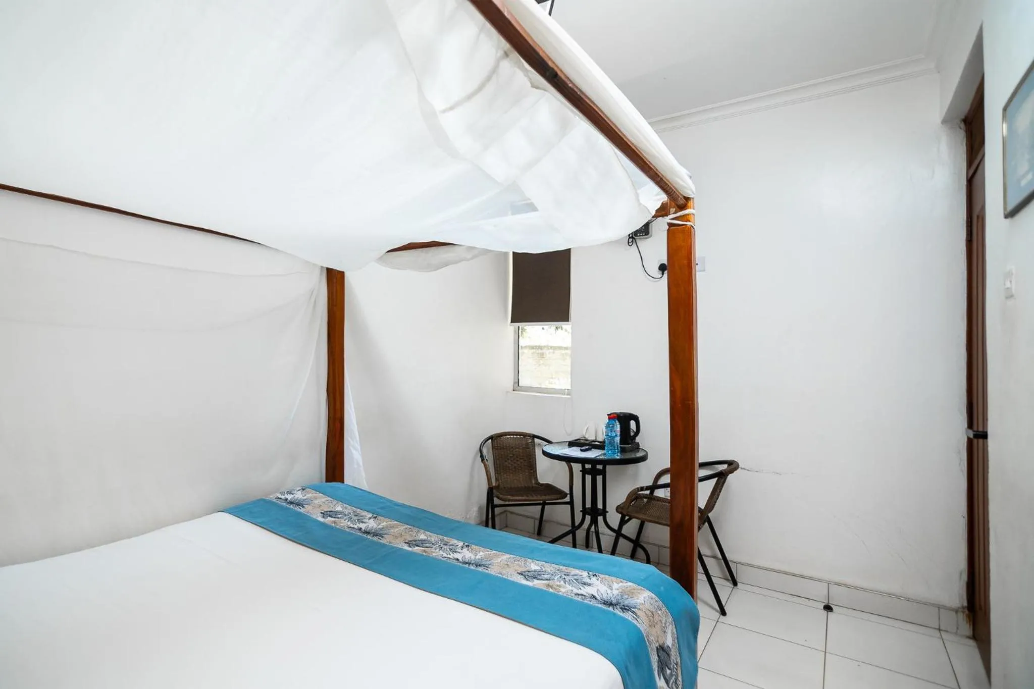 Bed in Harry's Kisumu Oasis
