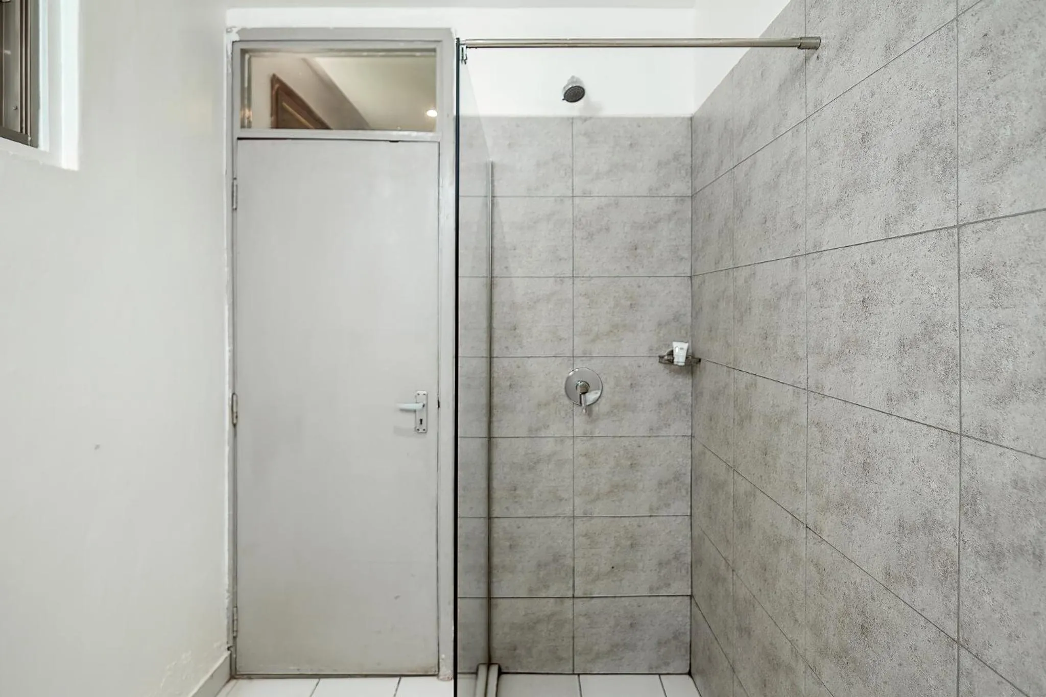 Shower in Harry's Kisumu Oasis