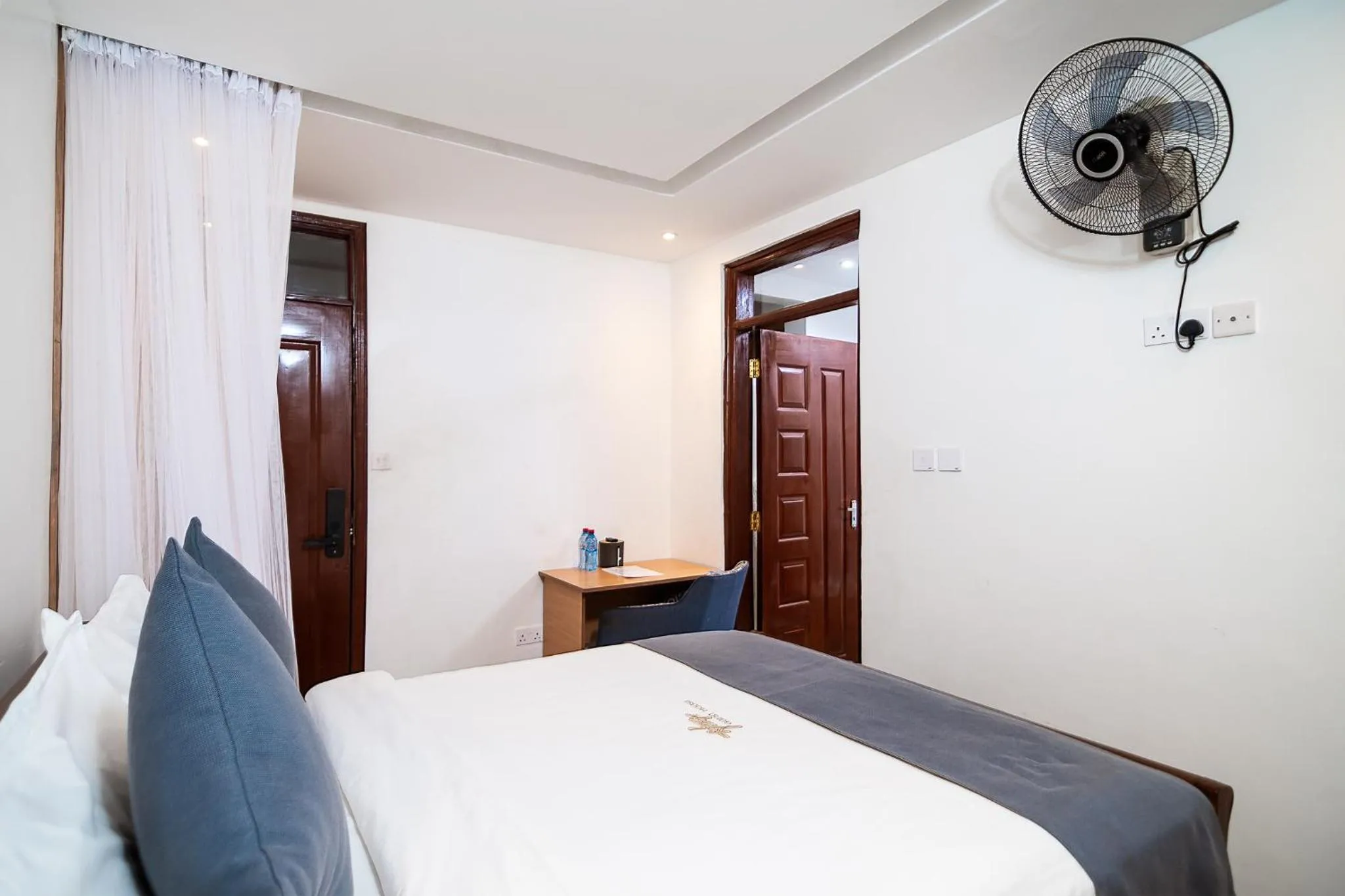 Bedroom, Bed in Harry's Kisumu Oasis