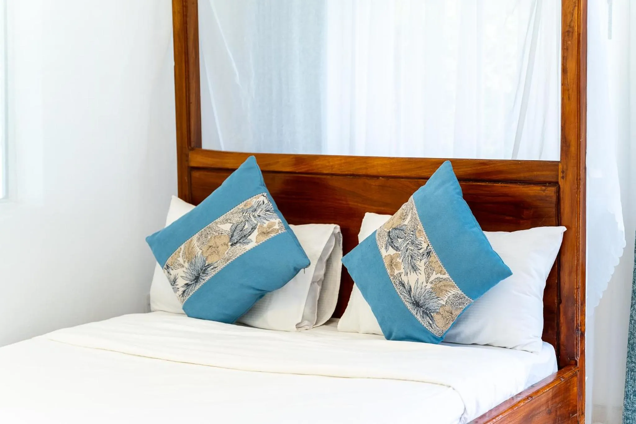 Bed in Harry's Kisumu Oasis