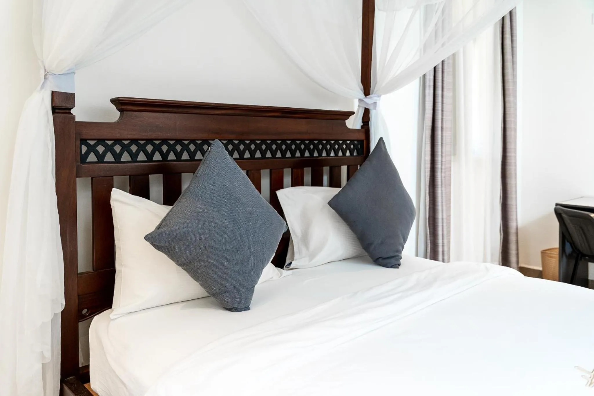 Bed in Harry's Kisumu Oasis