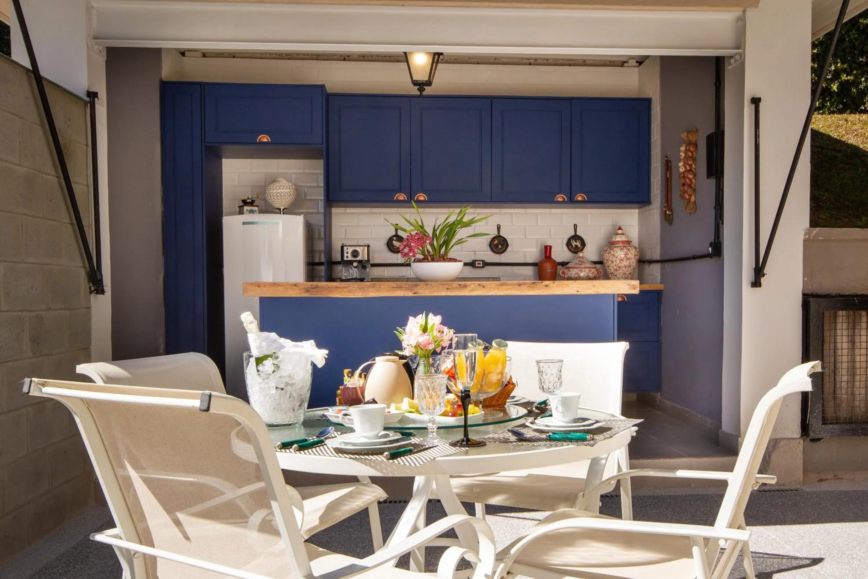 Kitchen or kitchenette in Secreto Boutique Hotel