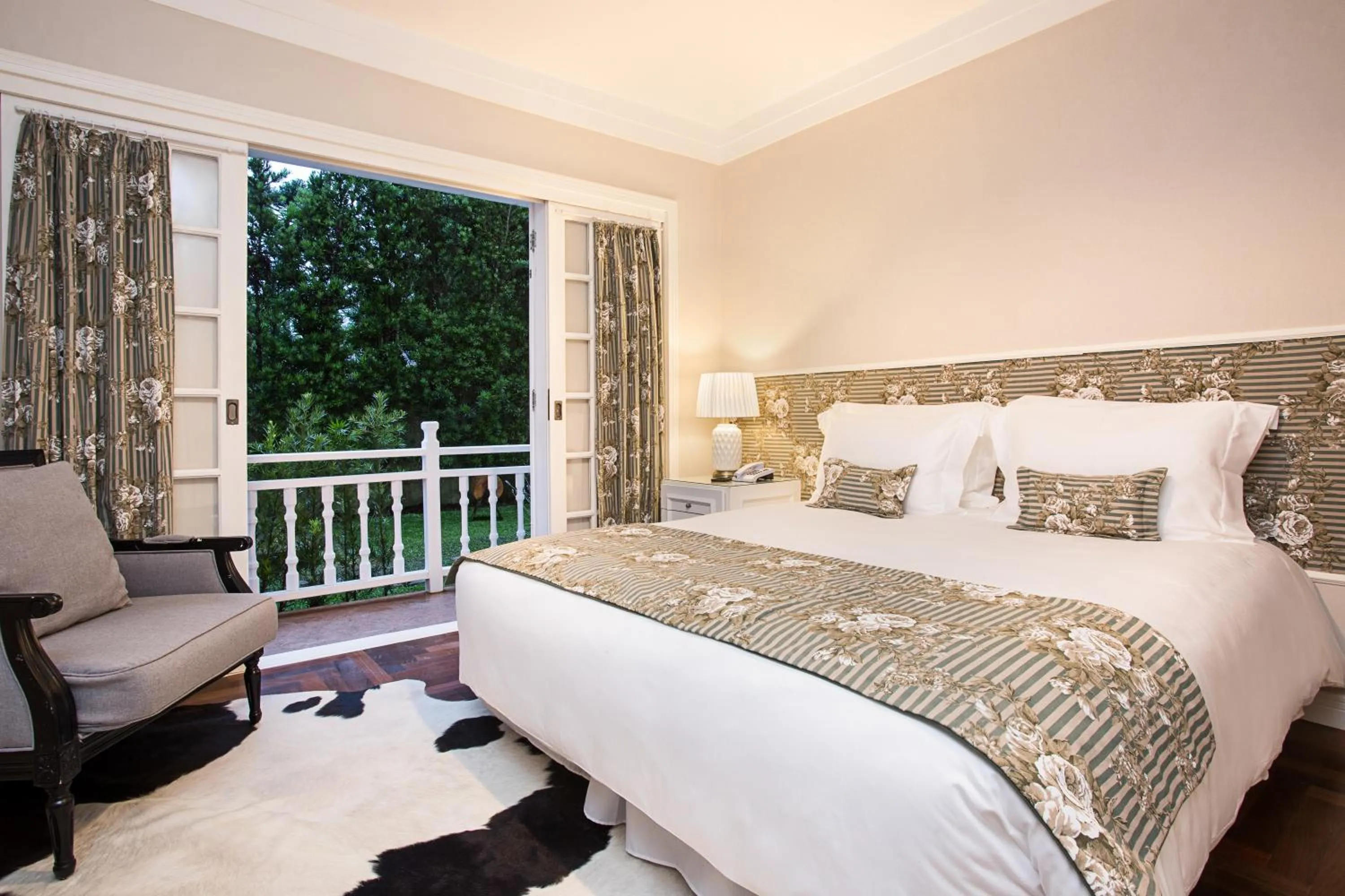 Bed in Secreto Boutique Hotel