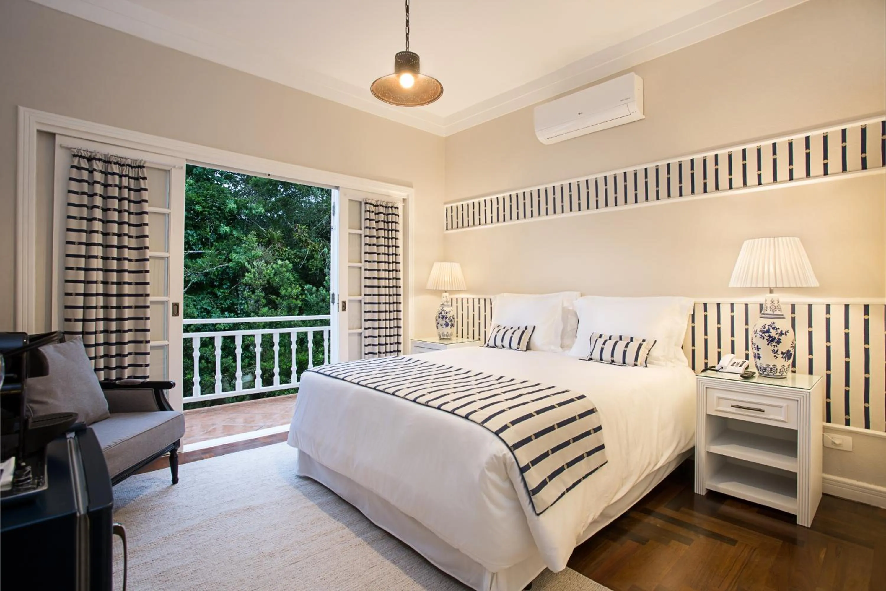 Bed in Secreto Boutique Hotel