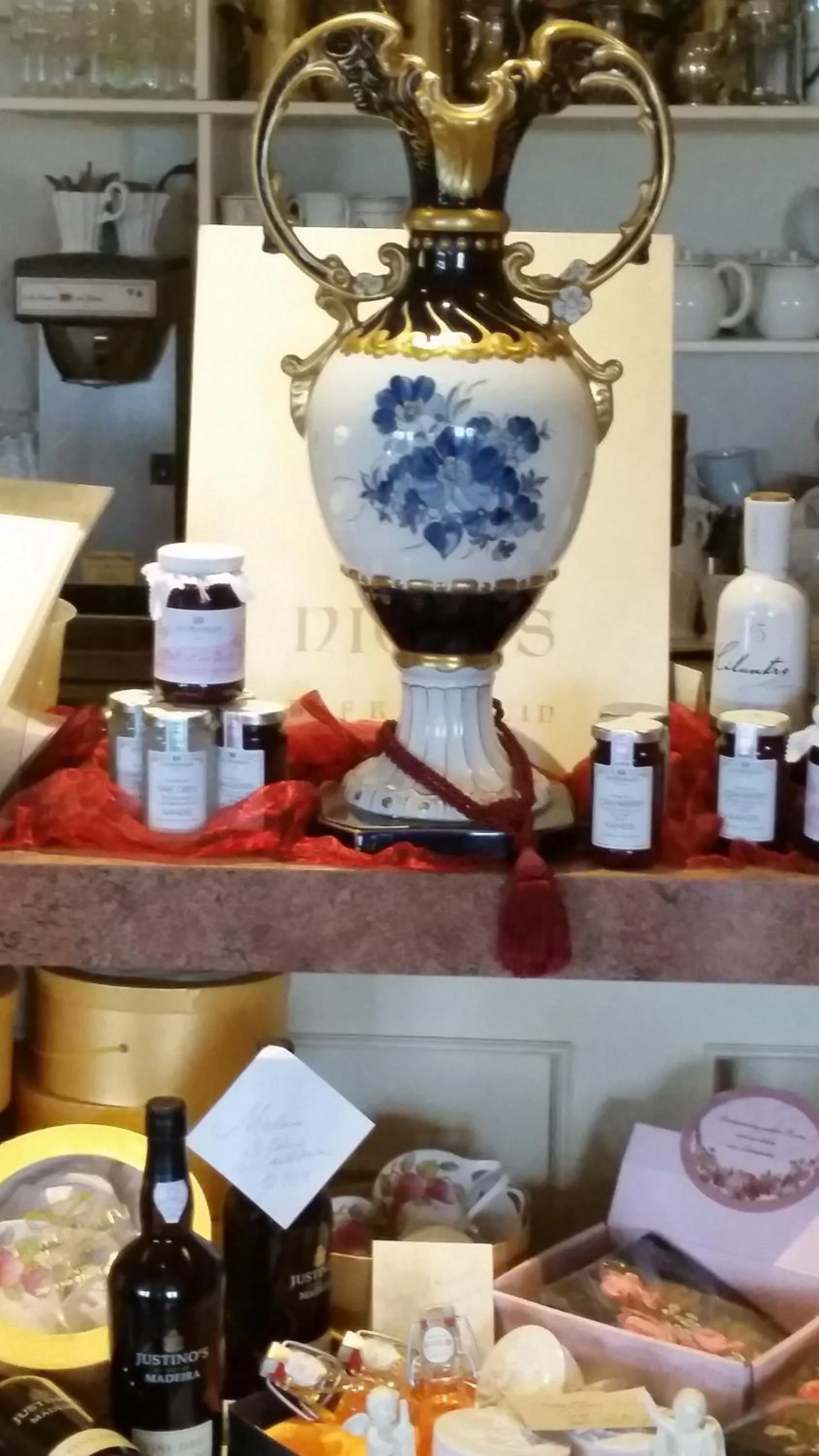 Decorative detail in Landsitz Kapellenhöhe, Hotel Garni