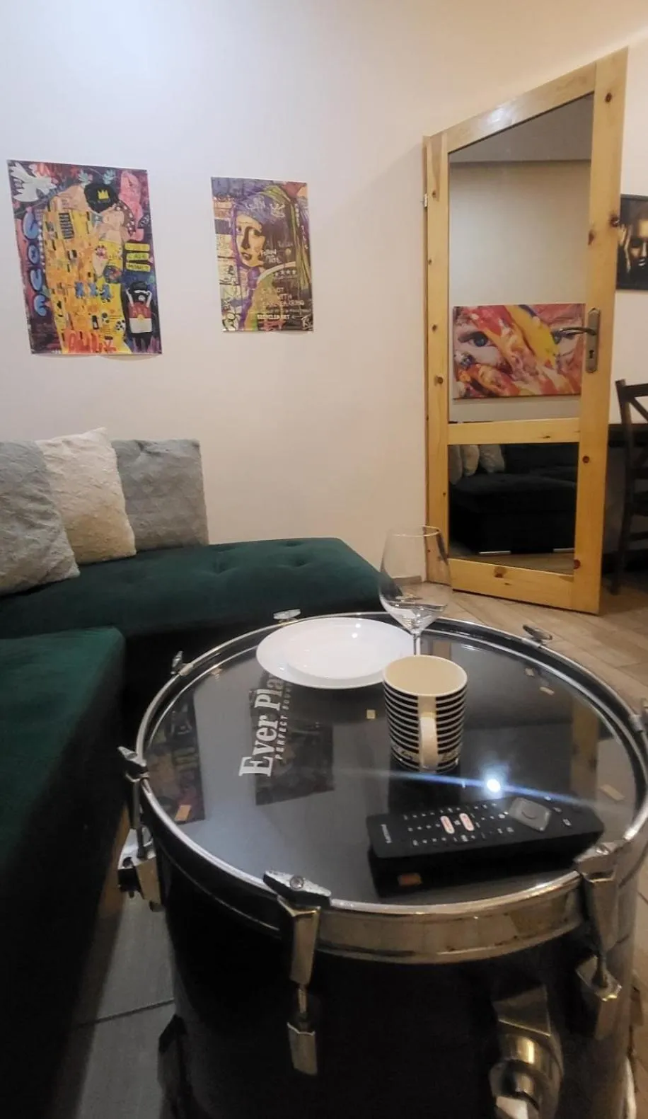 TV and multimedia in Apartamenty PRETTY WOMAN meldunek samodzielny 24h - noclegi Bytom Chorzów Katowice