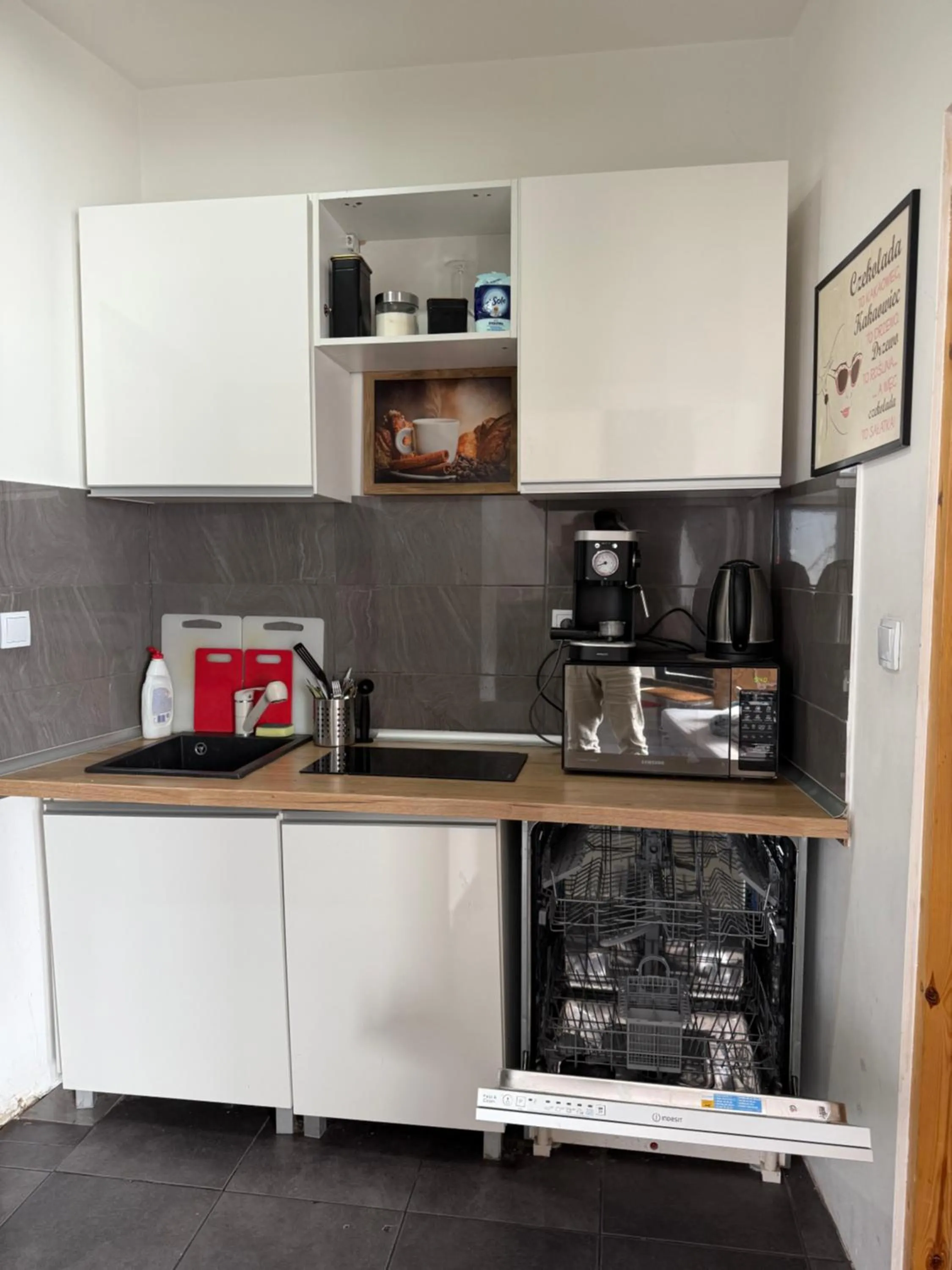 Coffee/tea facilities in Apartamenty PRETTY WOMAN meldunek samodzielny 24h - noclegi Bytom Chorzów Katowice