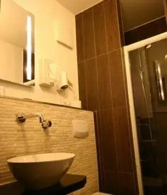 Bathroom in Hotel Augsburg Langemarck