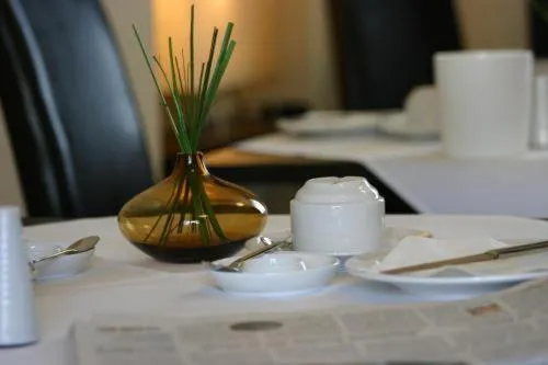 Restaurant/places to eat in Hotel Augsburg Langemarck