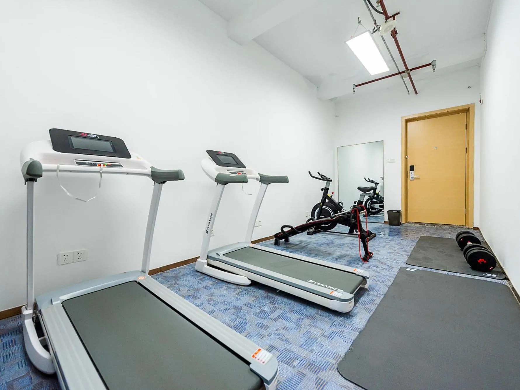 Fitness centre/facilities in Lavande Hotel Guangzhou east railway station Tianpingjia Subway Station Branch