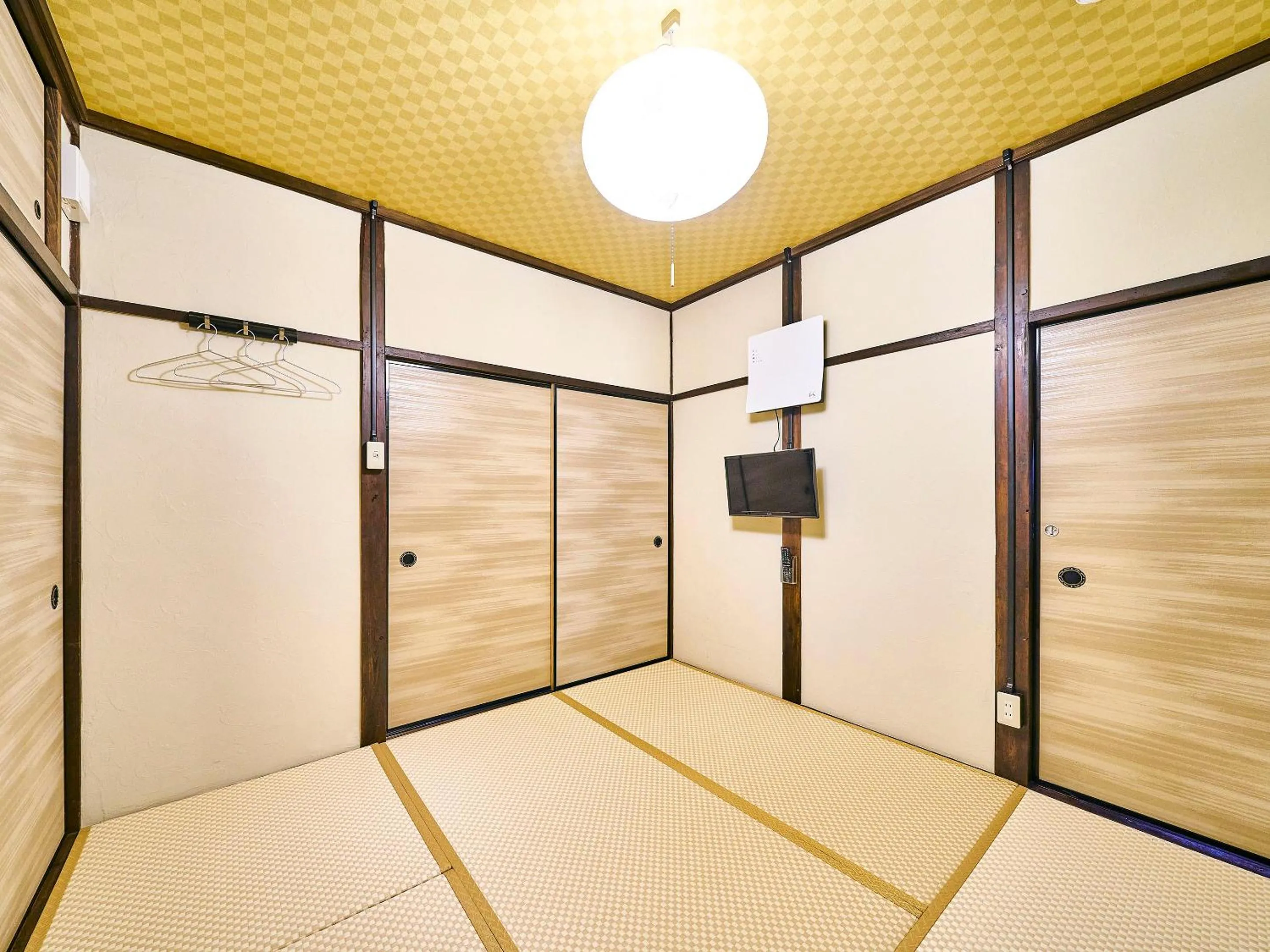 Photo of the whole room in Kokoyui Guesthouse Shingu