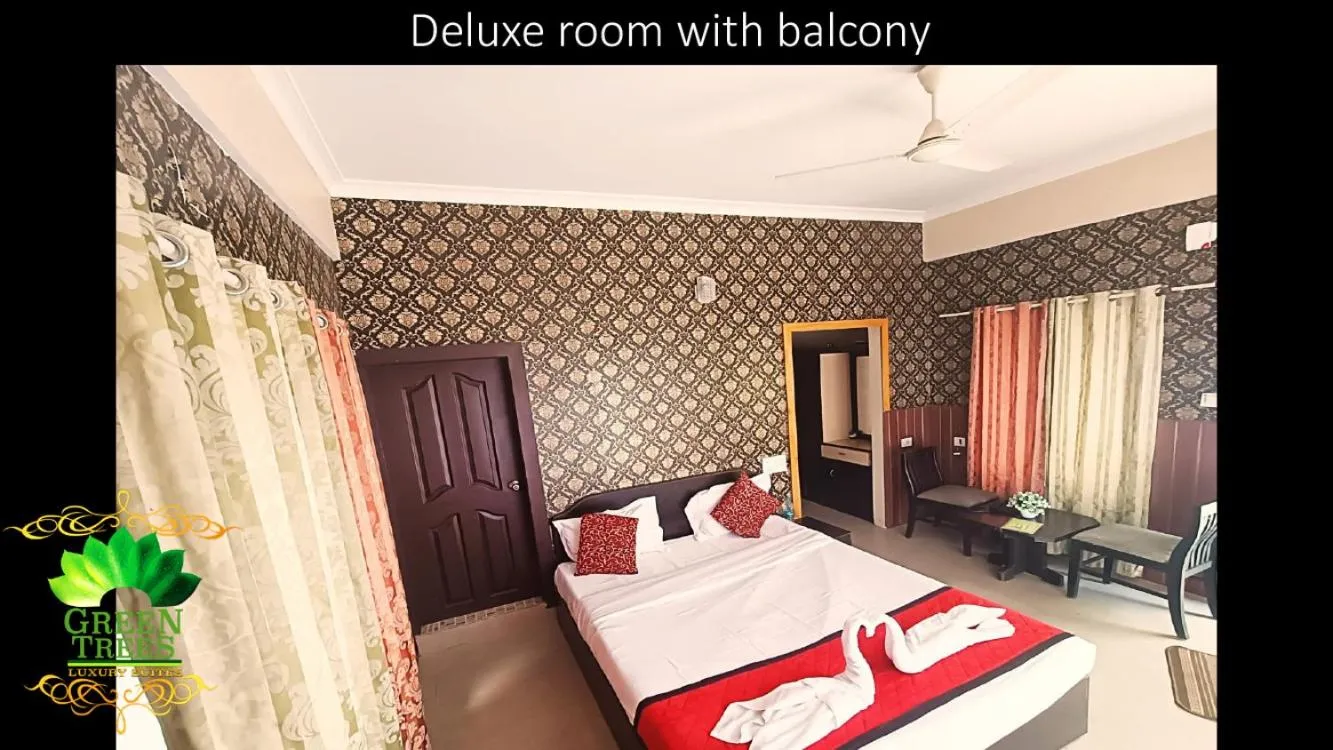 Bedroom, Bed in Green Trees Munnar