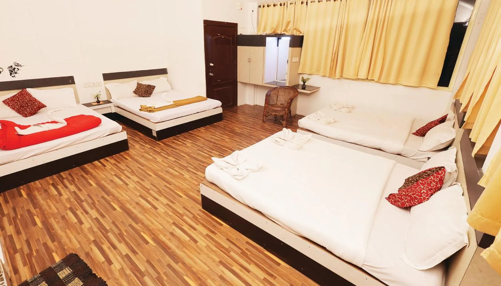 Bed in Green Trees Munnar